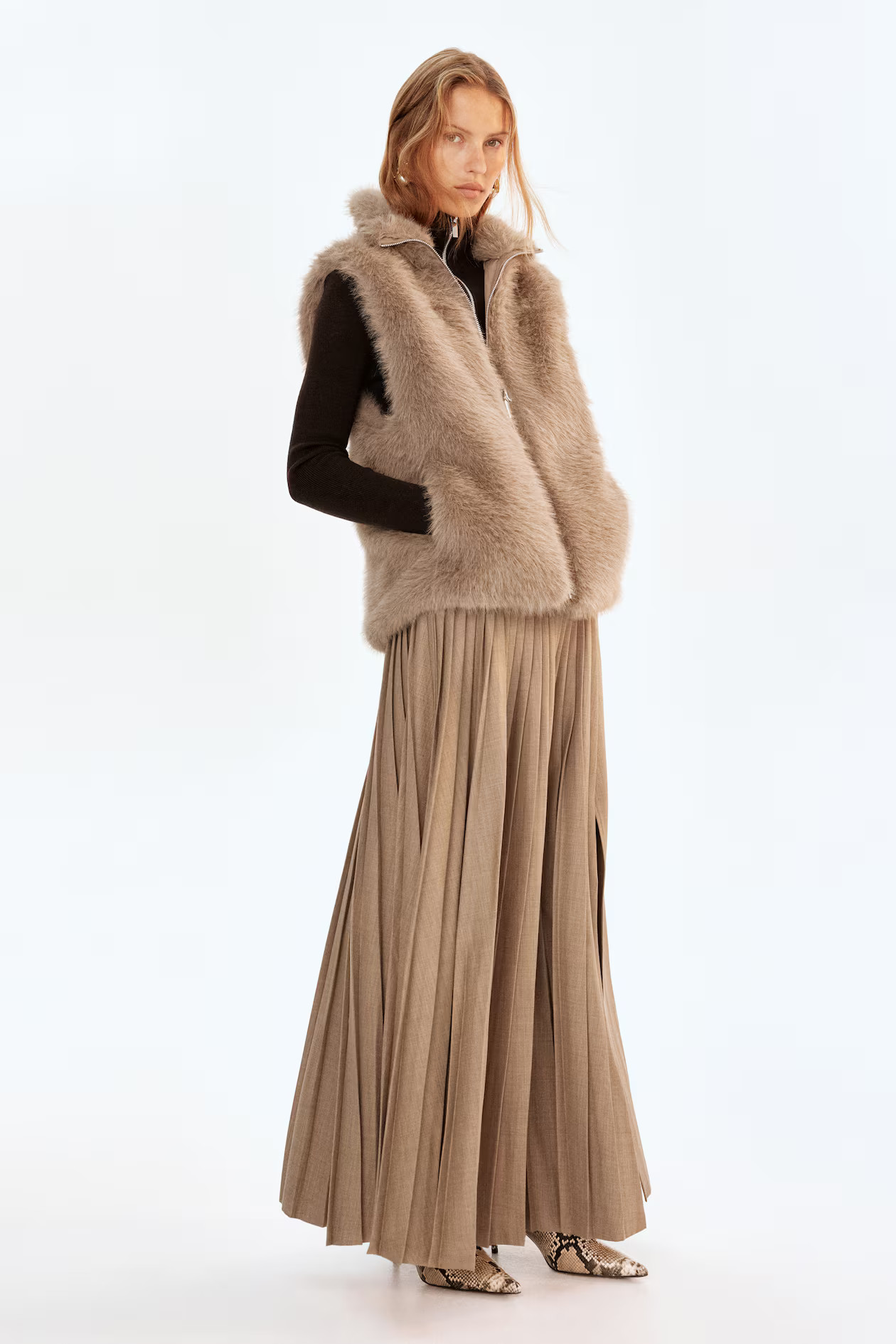 Gilet | H&M (UK, MY, IN, SG, PH, TW, HK)