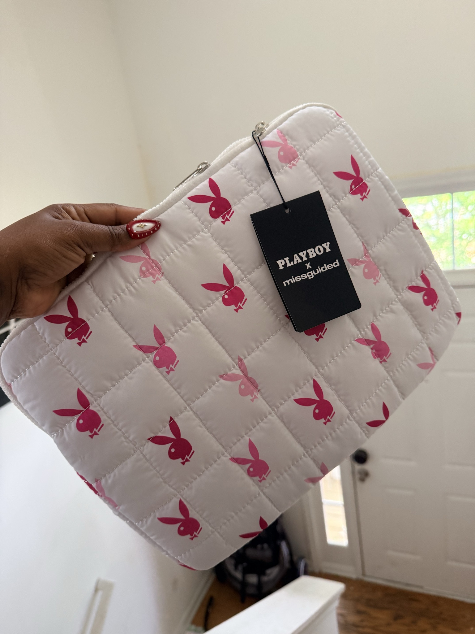 Cute summer bags are my FAVORITE accessory this season. Straw bags, colorful totes, mini shoulder bags… they instantly make every outfit feel more fun and vacation ready.

Shop all my favorite summer bags on my LTK.

#ShoppingWithPriiincesss #SummerBags #SummerStyle #Accessories #LTKFashion #LTKStyle #VacationLooks #CuteAccessories #BagLover #OutfitInspo #StyleFinds #ClosetRefresh #SummerVibes #AtlantaMom #Atlantamom #Atlantabloggers #Atlantablogger #AtlantaCreator #Atlantacontentcreators #Atlantacontentcreator

#LTKmomlife #LTKSeasonal #LTKootd