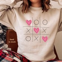 xoxo Tic Tac Toe Valentines Sweatshirt/Hoodie, Love Heart Cute Crewneck, Pullover Women Shirt, Gift For Her, Valentine Sweatshirt | Etsy (US)