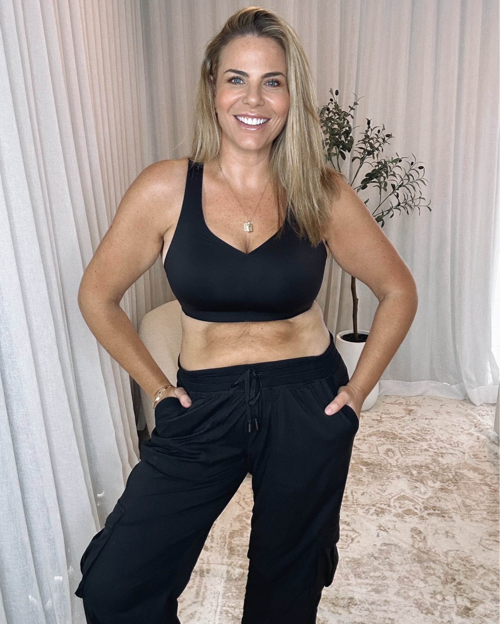 I’m always asked about what sports bras i recommend and this is my go to at the moment great wide straps for support no underwire get super supportive and gorgeous detailing on the back. And goes up to DDD/E cups! Yas!!!!! 

#LTKcurves #LTKfitness #LTKaustralia