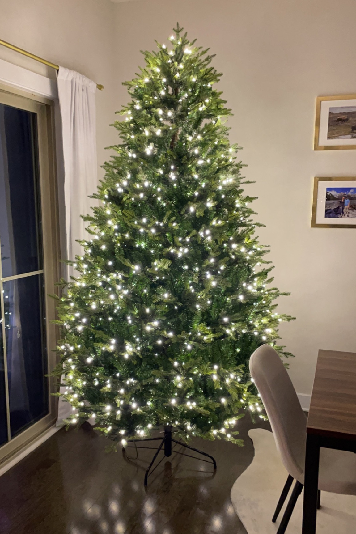 Absolutely in love with our first Christmas tree! Totally worth the investment!


#homedepot #artificialtree

#LTKSeasonal #LTKhome #LTKHoliday