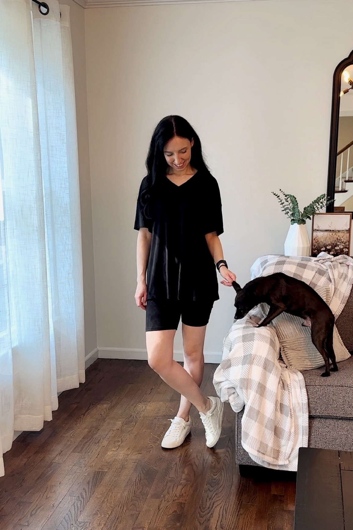 Living for those cozy weekend vibes 🍂✨ There's nothing better than slipping into something soft and comfy for a laid-back day. #CozyWeekend #FallStyle #WeekendVibes #SnuggleSeason #ComfyOutfit

#LTKStyleTip #LTKFindsUnder50 #LTKSeasonal