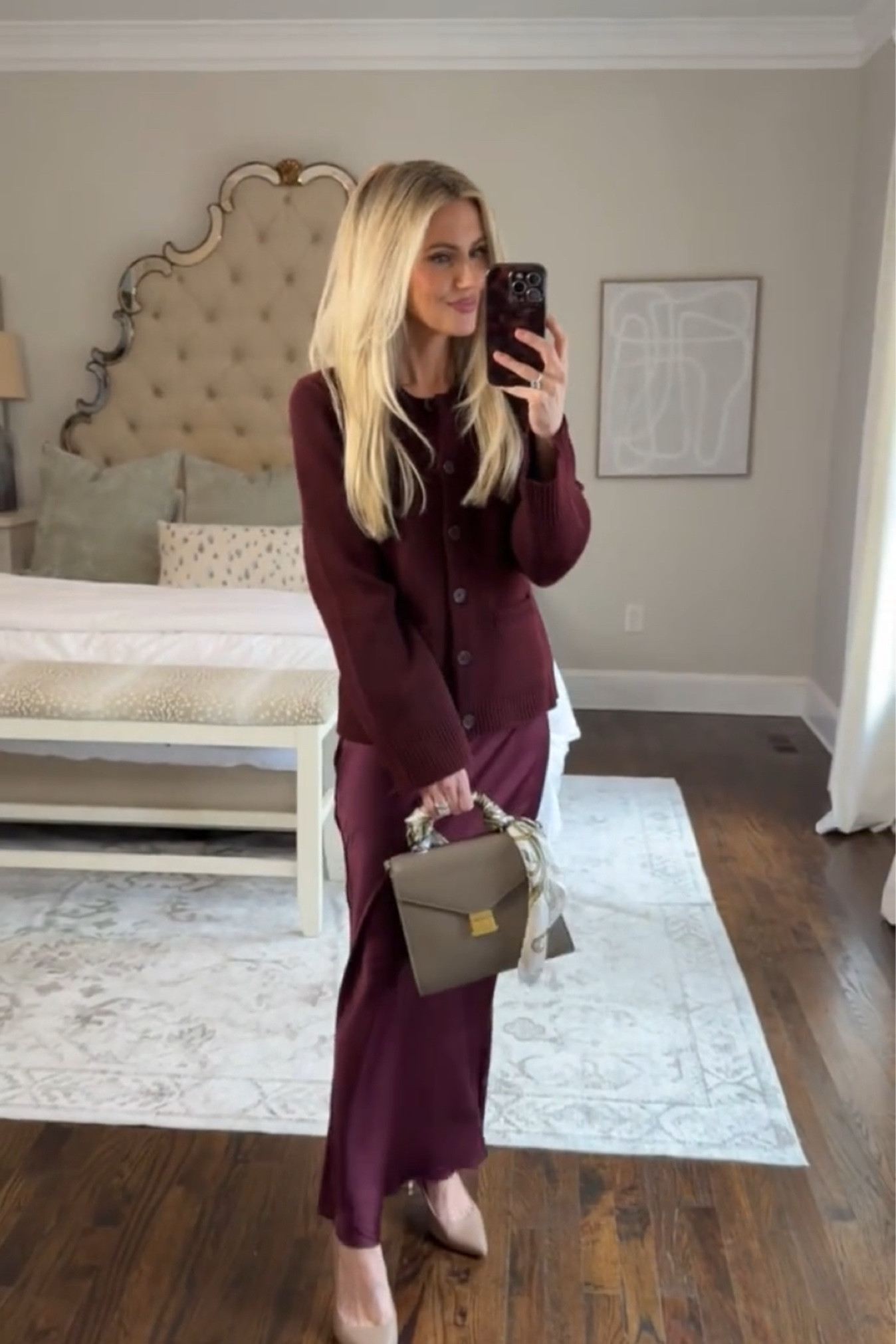 If you need a classy but comfortable outfit this winter, this is IT!  The monochromatic look and this burgundy color are both trending this season!  I love this skirt so much,  have it in other colors as well! It looks great paired with a chunky sweater + boots for a put together winter look. I’m wearing an XS in the sweater and XS in the skirt (I’m 5’2 for reference)  #quincePartner @oneQuince @Quince 
