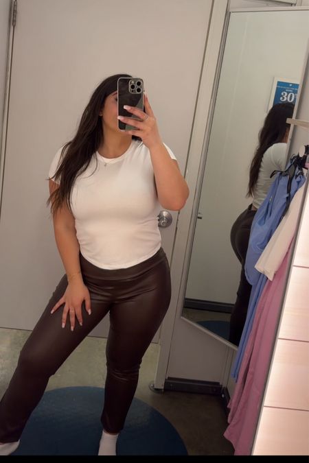 These brown faux leather pants are on major sale right now!!! And they’re such a great neutral to have in your closet!!! 

#LTKfindsunder100 #LTKstyletip #LTKfindsunder50