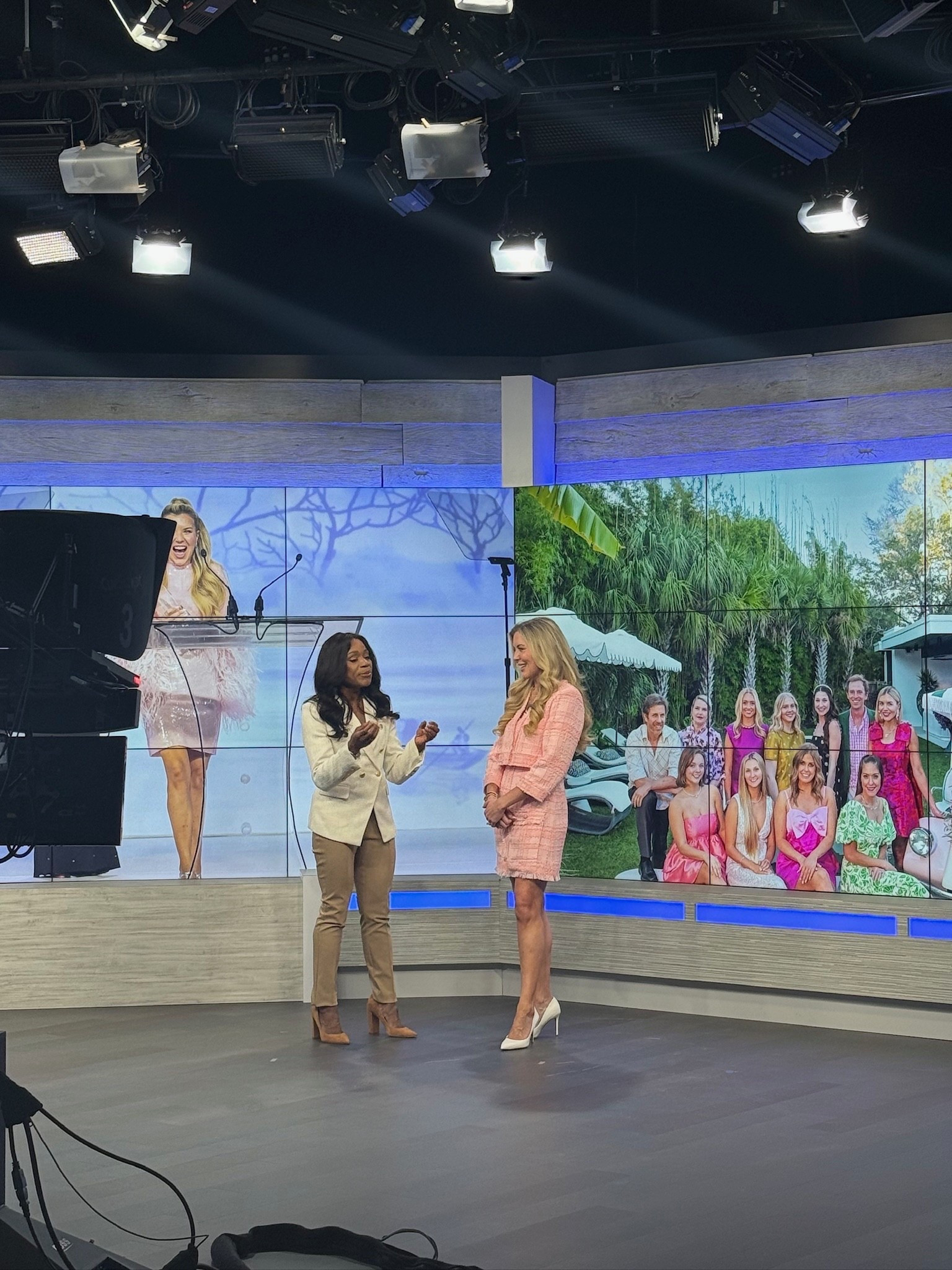 Cute little pink set 🩷

#LTKSeasonal #LTKWorkwear #LTKootd