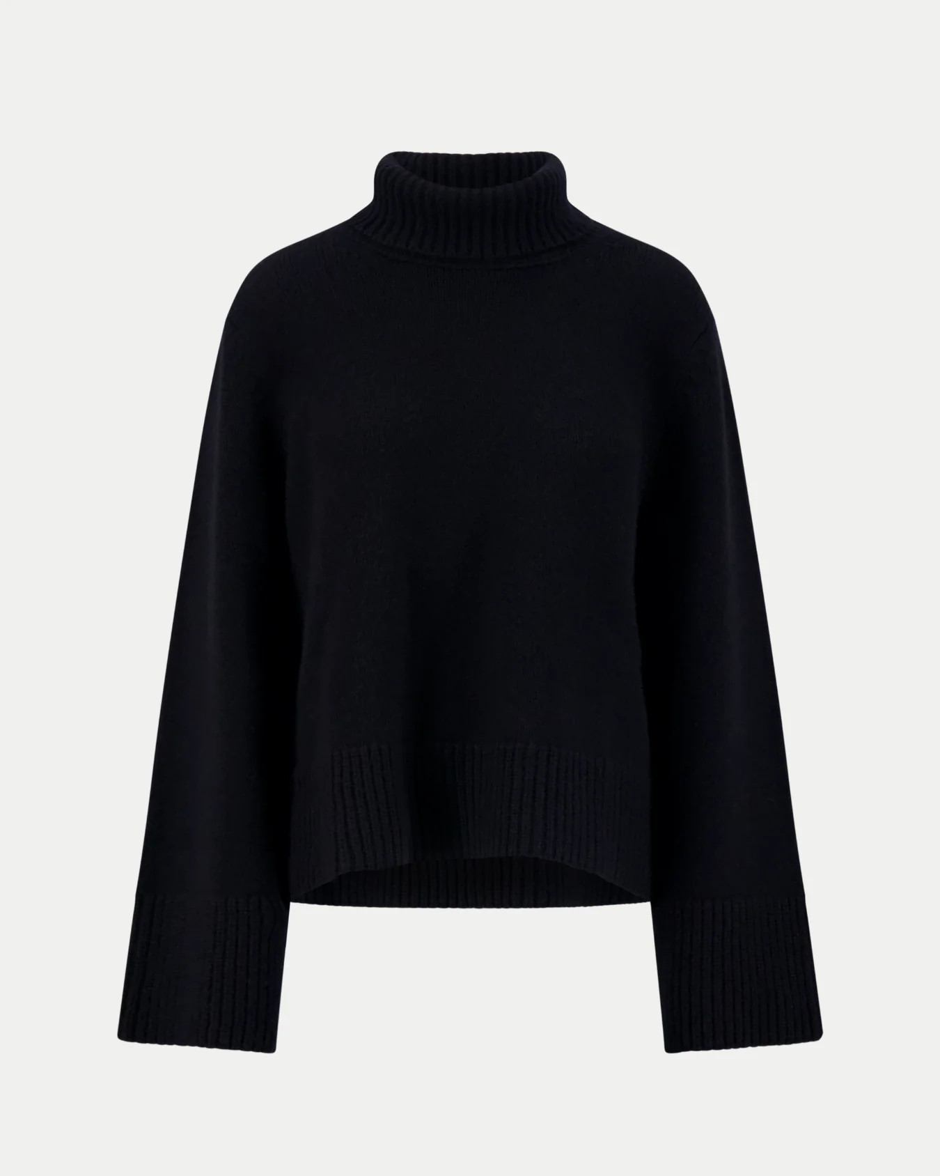 Gloria Convertible Sweater in Black | Classic Six