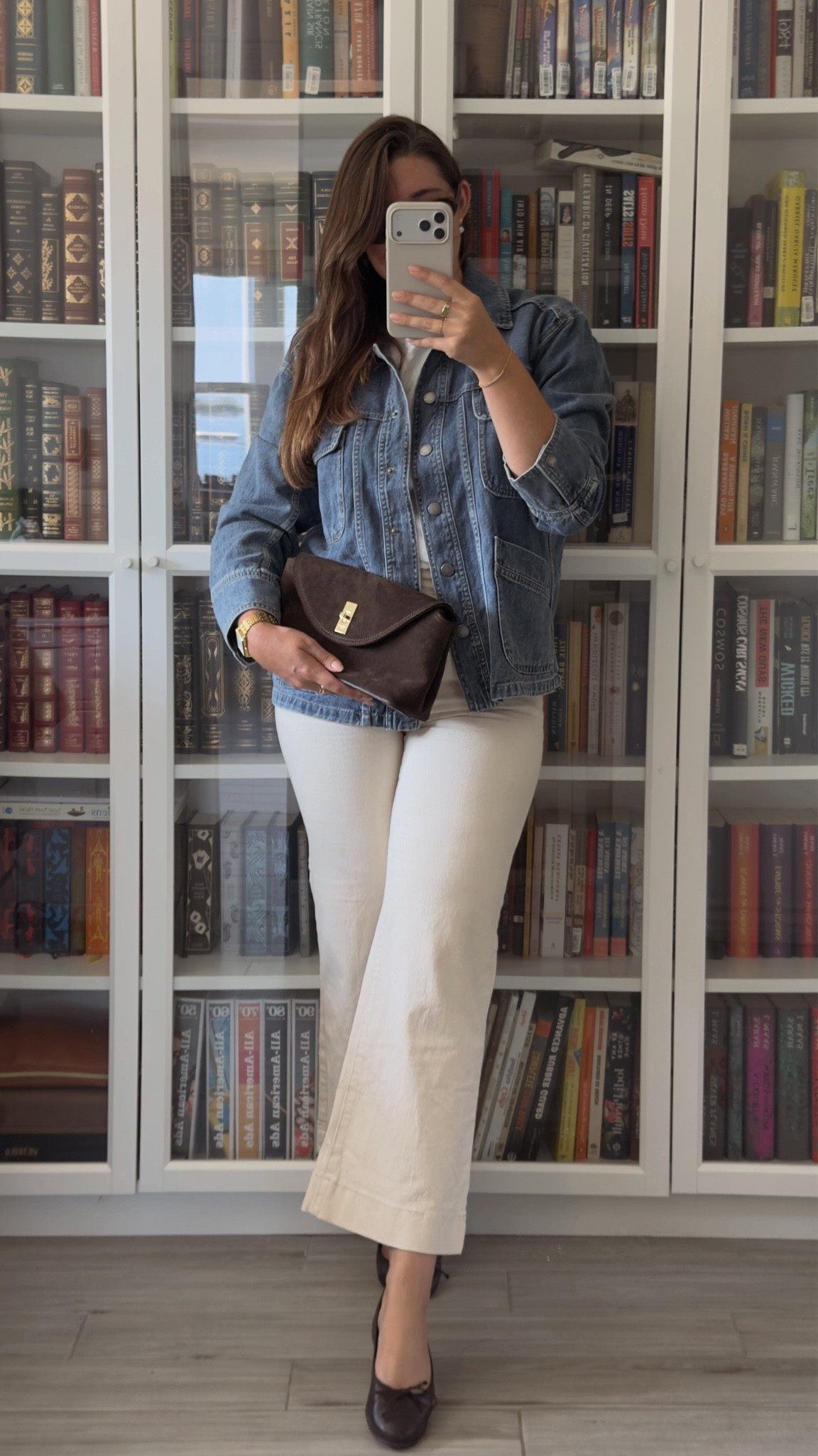 Look du Jour 🤍

Outfit details:
Jacket: @Velvet Heart Clothing 
Tee: COS
Denim: Oraije Paris 
Flats: @Margaux 
Purse: Vestirsi

With Amour, M.

#LTKootd #LTKdayinmylife #LTKgrwm