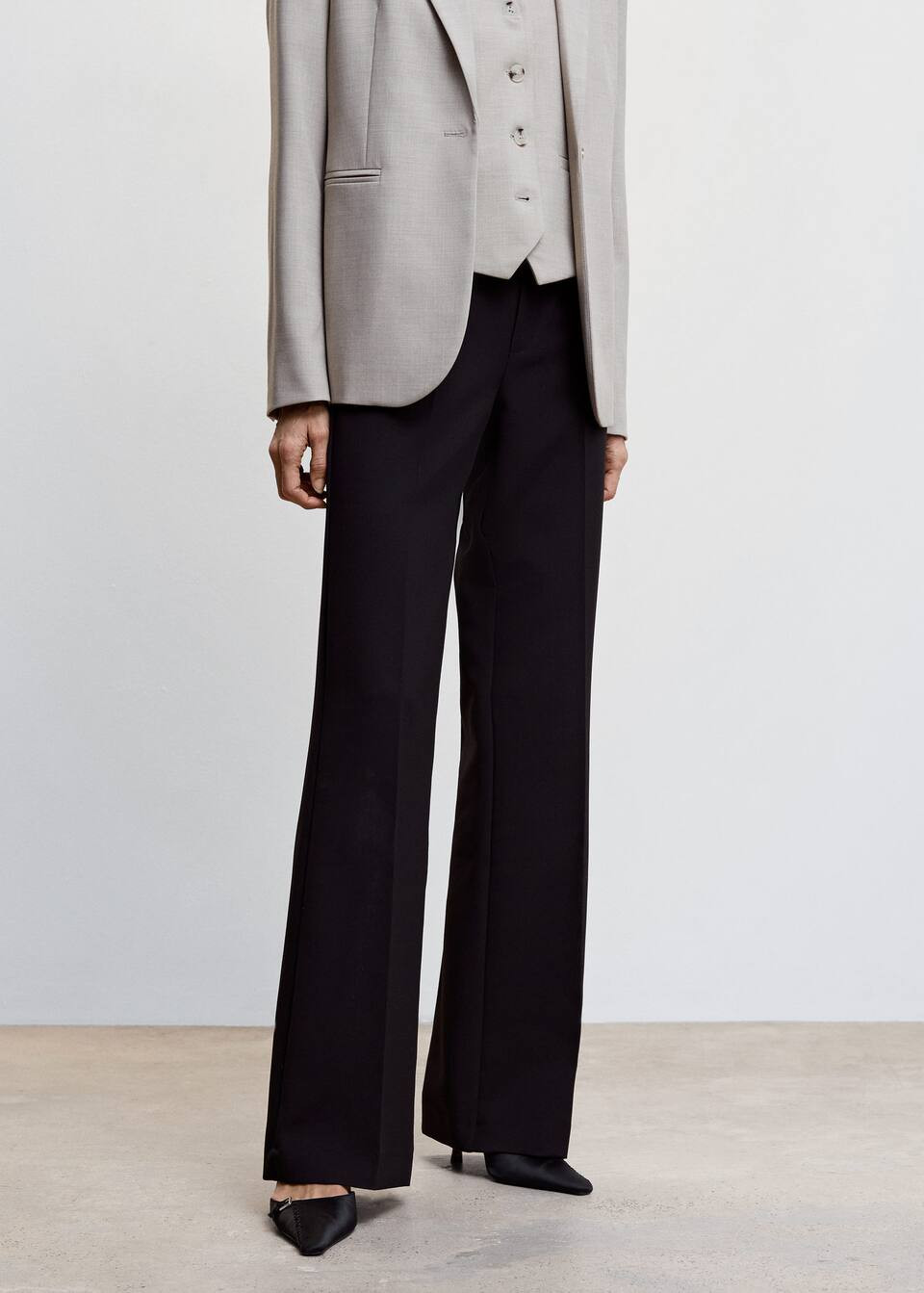 Trousers for Women 2023 | Mango United Kingdom | MANGO (UK)