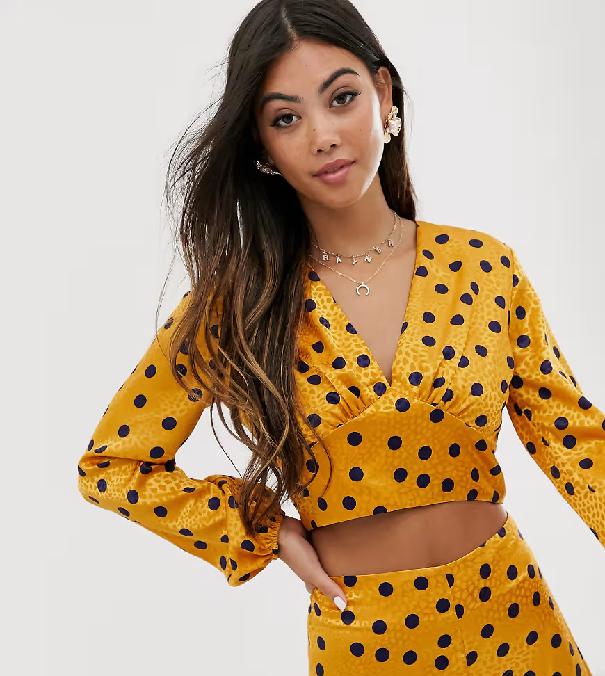 John Zack Petite - Crop top cache-cœur à grand décolleté dos motif pois - Jaune | ASOS (Global)