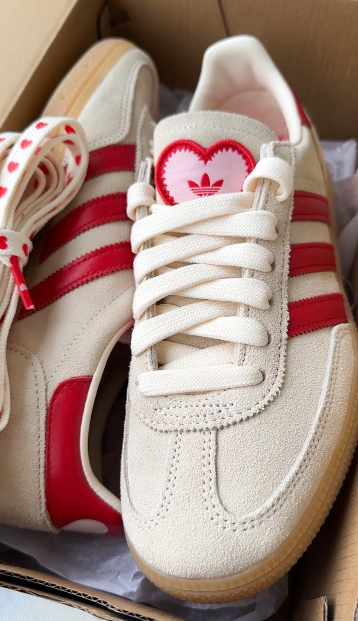 The most darling adidas spezial #valentinesday #vday #spezial #adidas 

#LTKootd