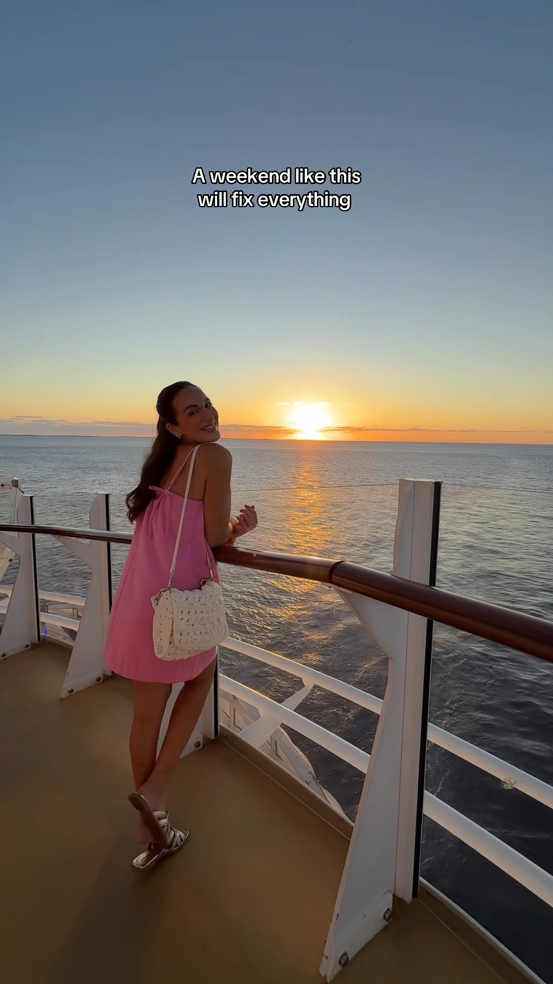 Vacation outfit 
Beach vacation
Cruise outfit 