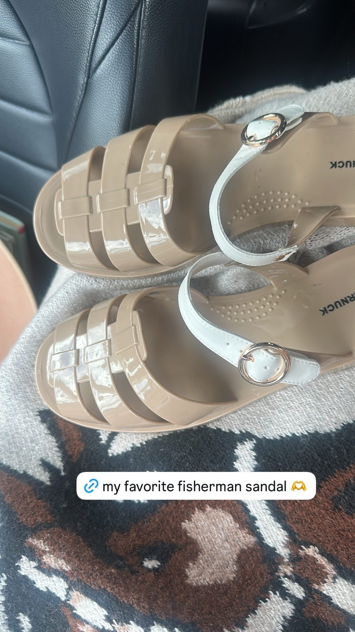 Obsessed with these jelly sandals! 

#LTKShoeCrush #LTKFindsUnder100 #LTKSeasonal