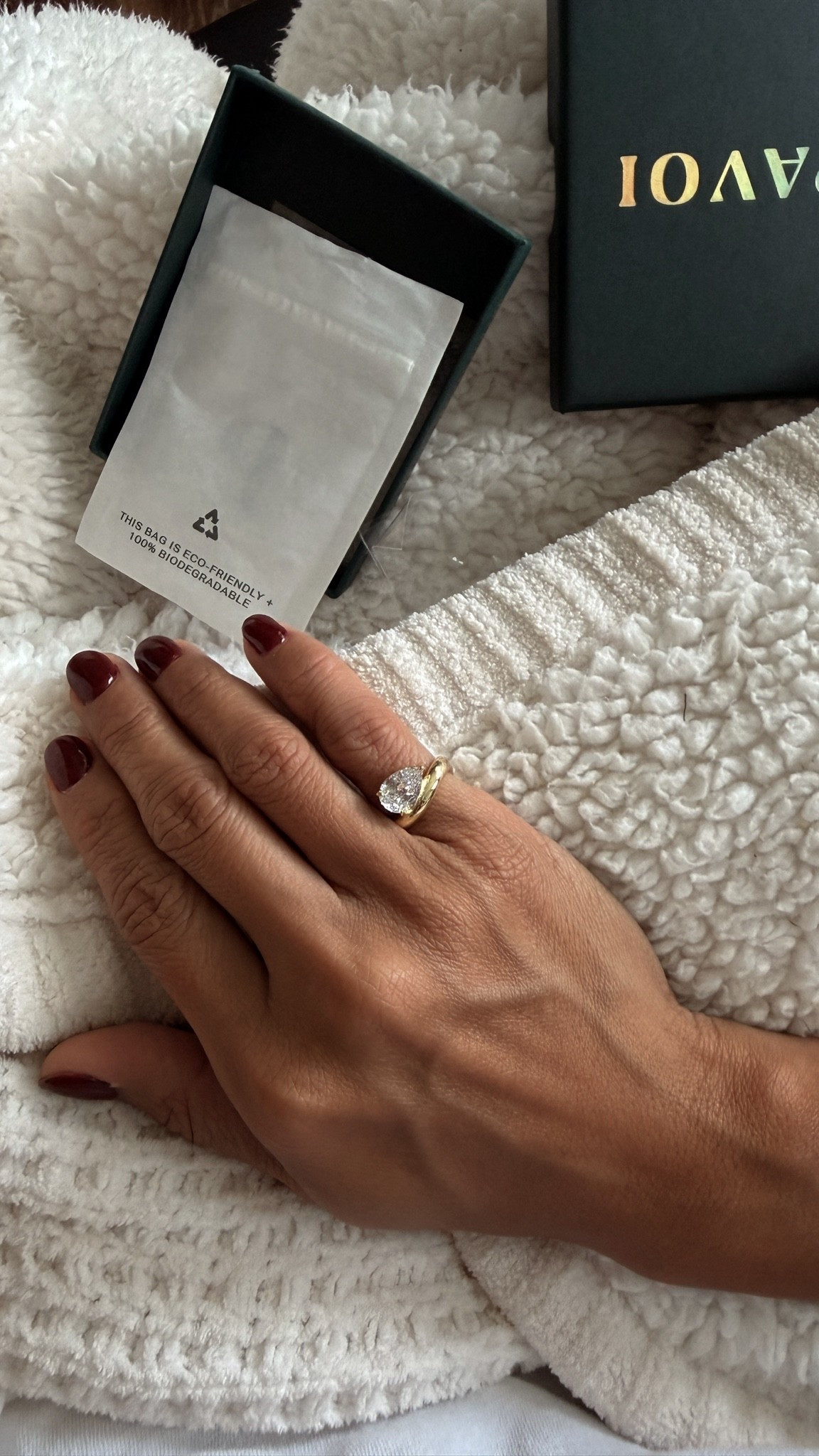 Omg the prettiest pinky ring!✨✨✨