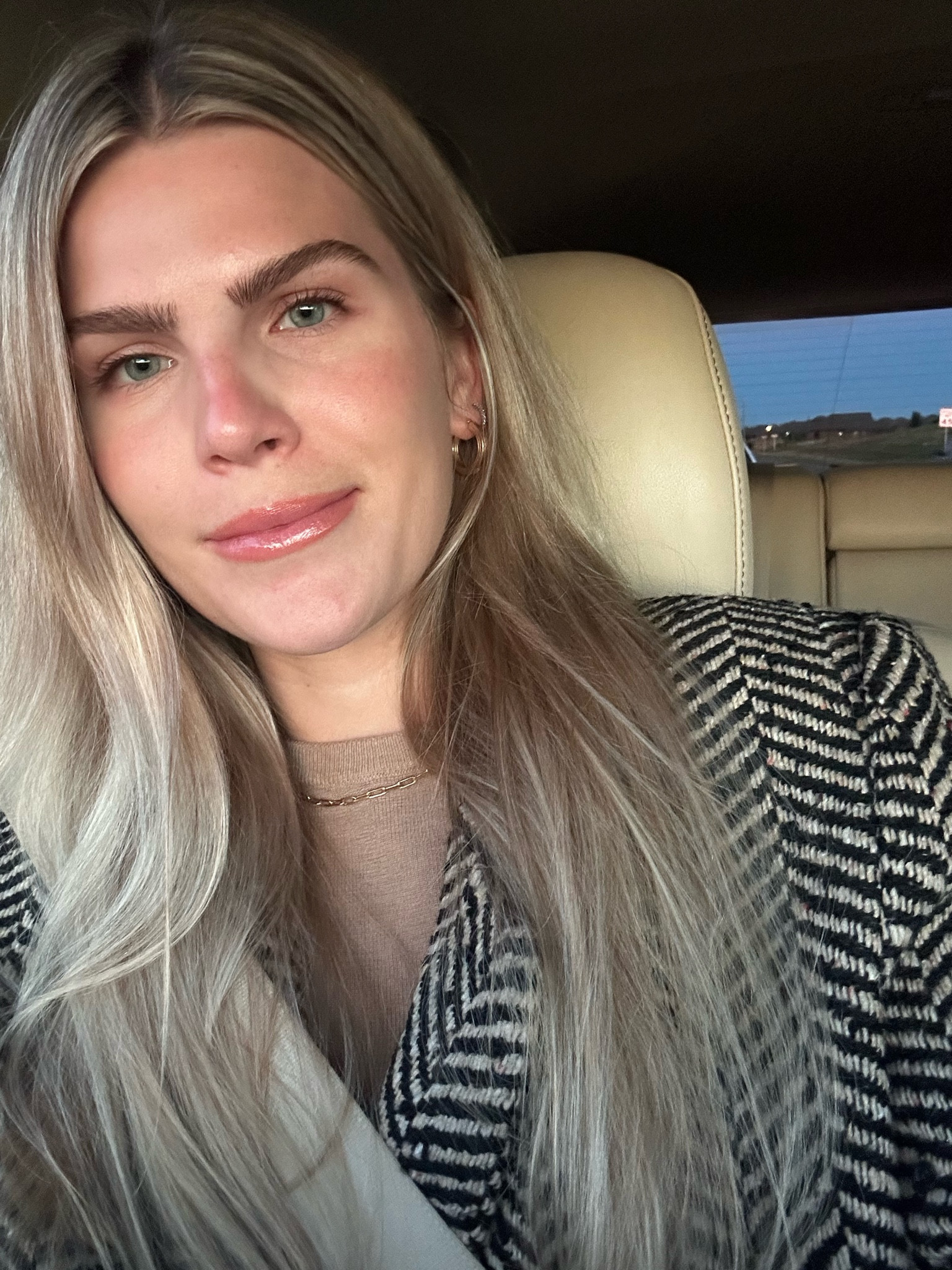 So happy I can now break out this Anine Bing Blazer! Love the herringbone pattern to elevate any look  

#LTKSeasonal #LTKstyletip #LTKworkwear