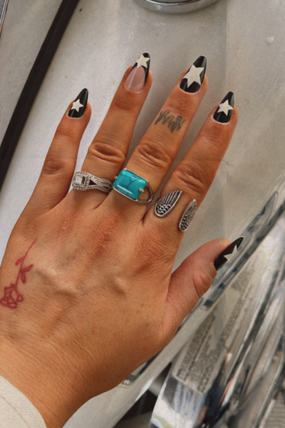 The coolest Glue on nails #LTKnails 

#LTKstyletip