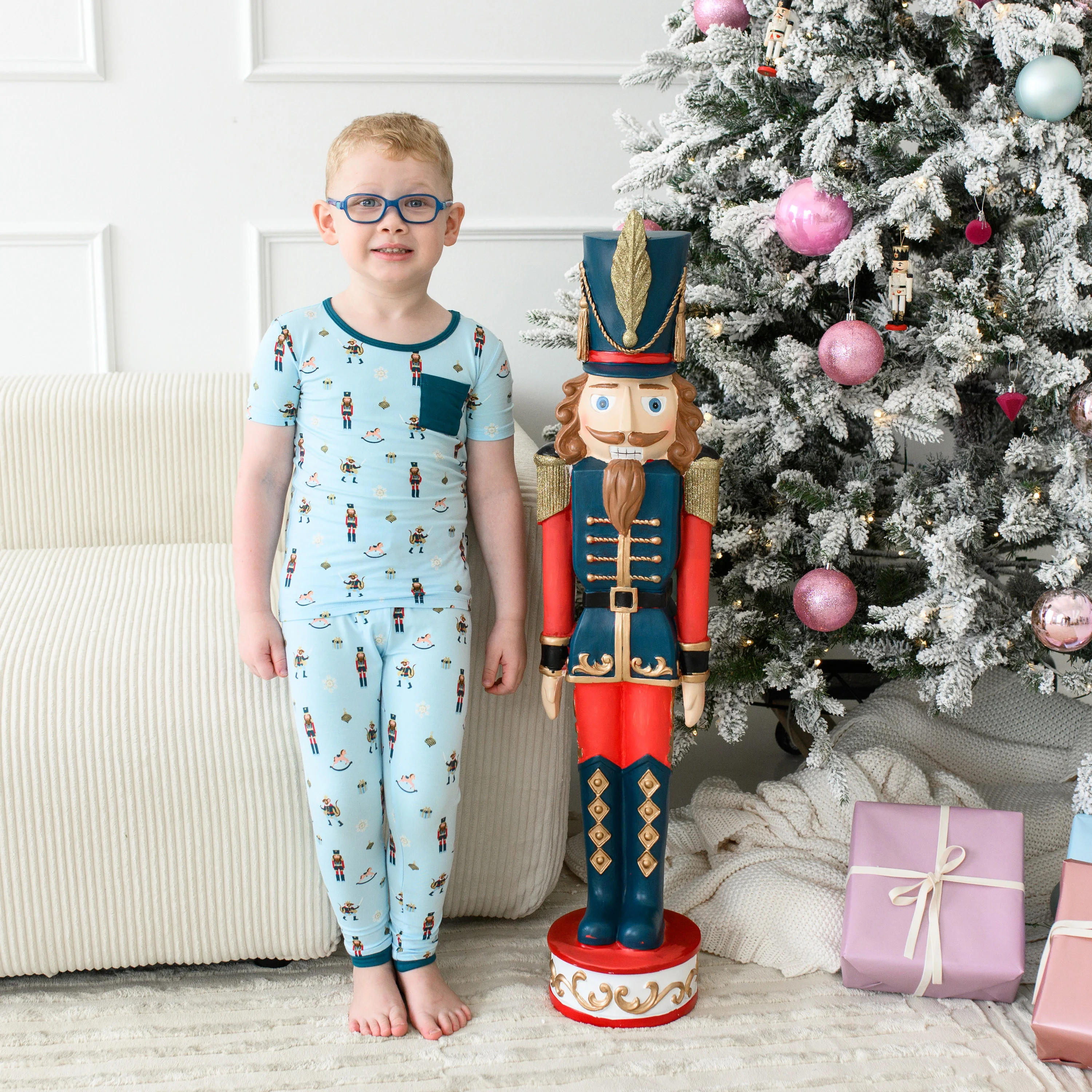 Short Sleeve with Pants Pajamas in Nutcracker | Kyte BABY