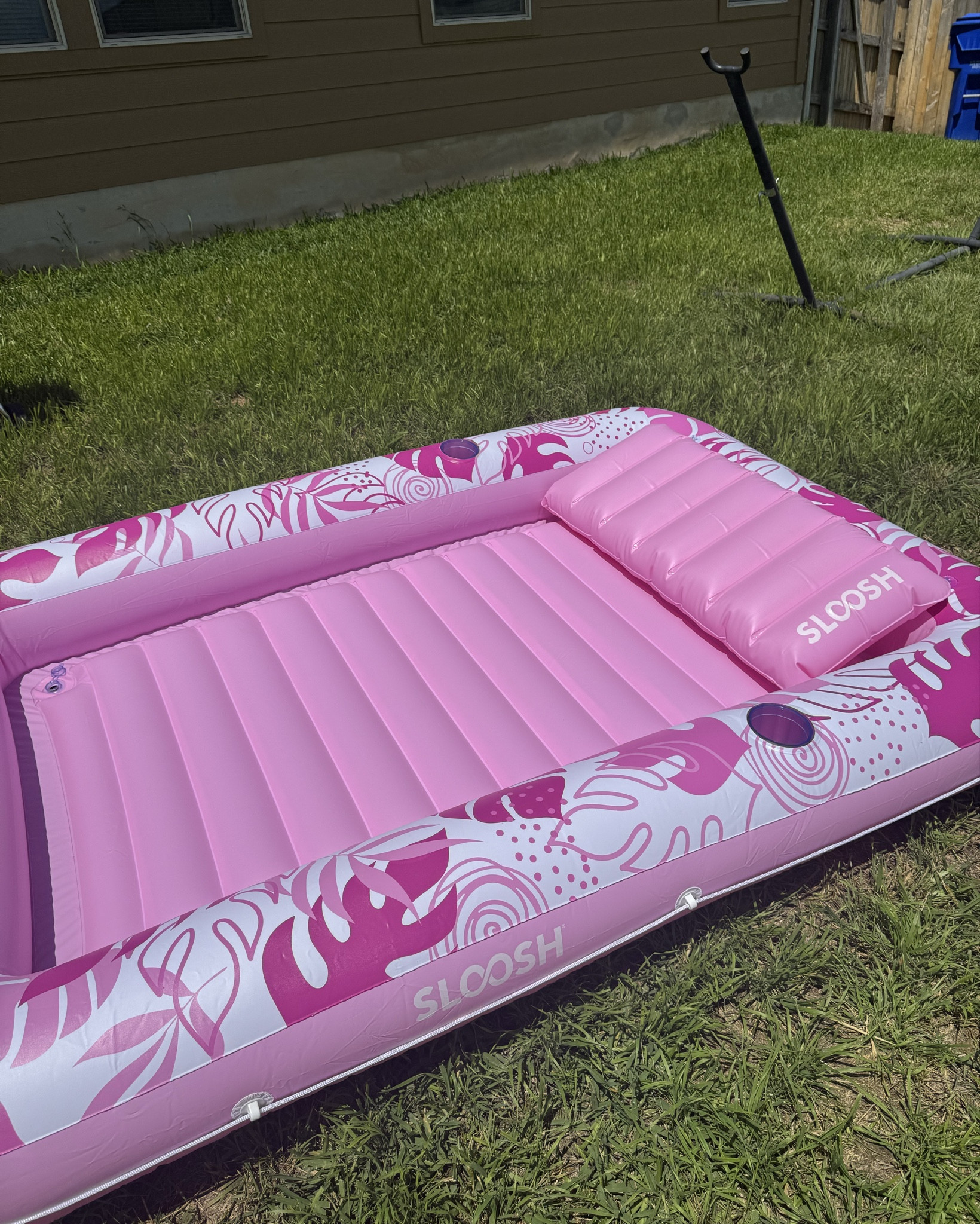 Obsessed with my new inflatable tanning pool lounge. Was easy to blow up and I love how roomy it is! I can add water if I want to cool off, or I can keep it dry! Comes with an inflatable pillow and 2 cup holders too. I’m in heaven! Everyone needs one of these for summer! 

Inflatable Tanning Pool Lounger Float, 85" x 57" Extra Large Pool Floats Adult with Pillow, 4 in 1 Suntan Tub Raft Floatie,Sunbathing Bed Lounge for Water

#LTKFindsUnder100 #LTKSwim #LTKSeasonal