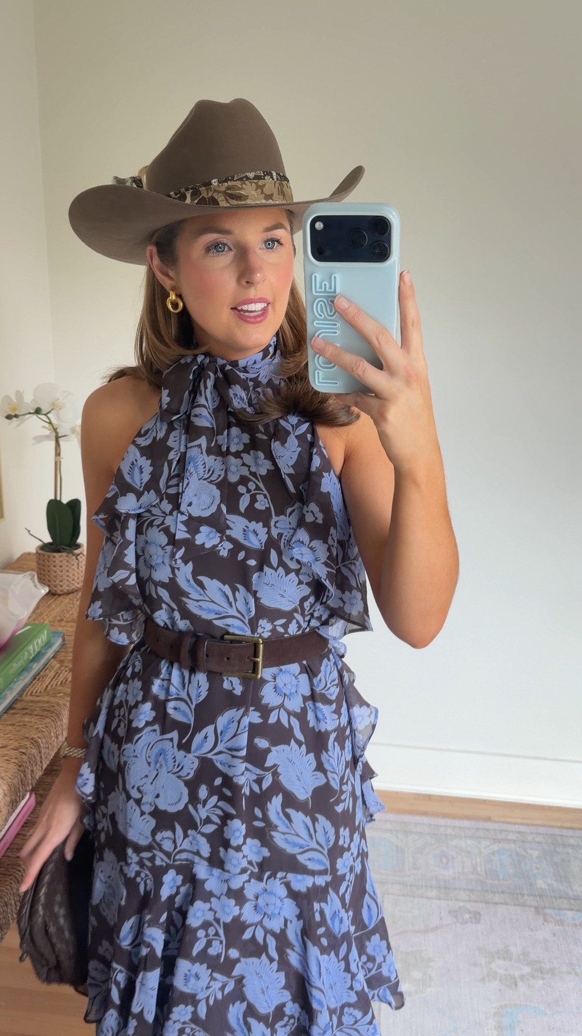 Western chic outfit idea! Wearing a S. Code LOUISE15 for 15% off!