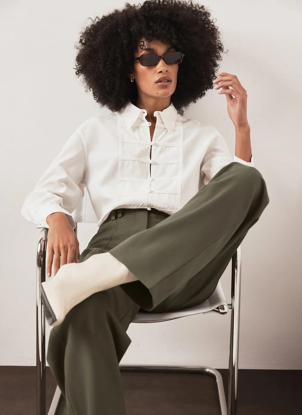 White Cotton Blend Knot Button Shirt | Mint Velvet - ROW