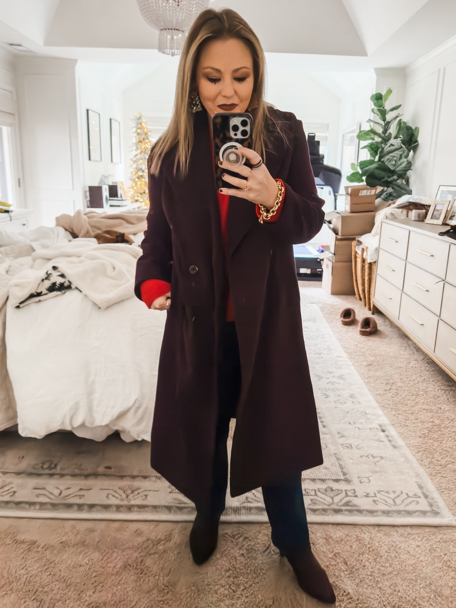 Obsessed with this red and burgundy combo right now 💯 

#LTKOver40 #LTKHoliday #LTKSaleAlert