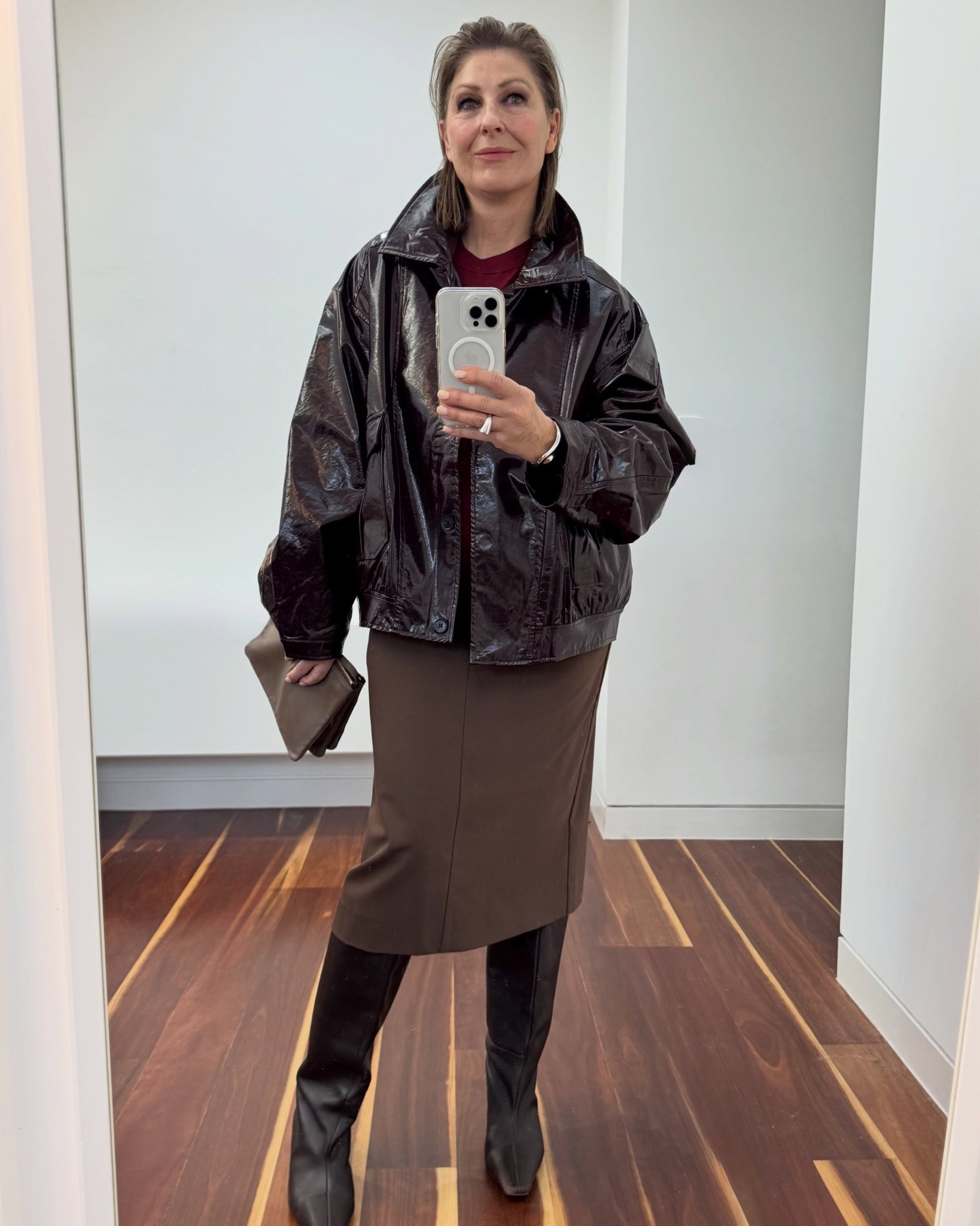 This leather jacket @minima_esenciales @theiconicau 

It’s updated into an oversized modern shape in a patent shiny fabric , very cool ! 
And the rich burgundy brown colour feels new. 
I’m wearing a size 12 jacket 
Size large in the knit tank 
Size 30 in barrel jeans

#LTKaustralia #LTKwinter #LTKover50style