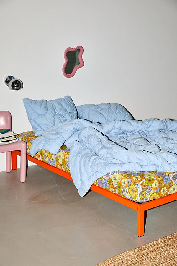 Alana Metal Platform Bed | Urban Outfitters (US and RoW)