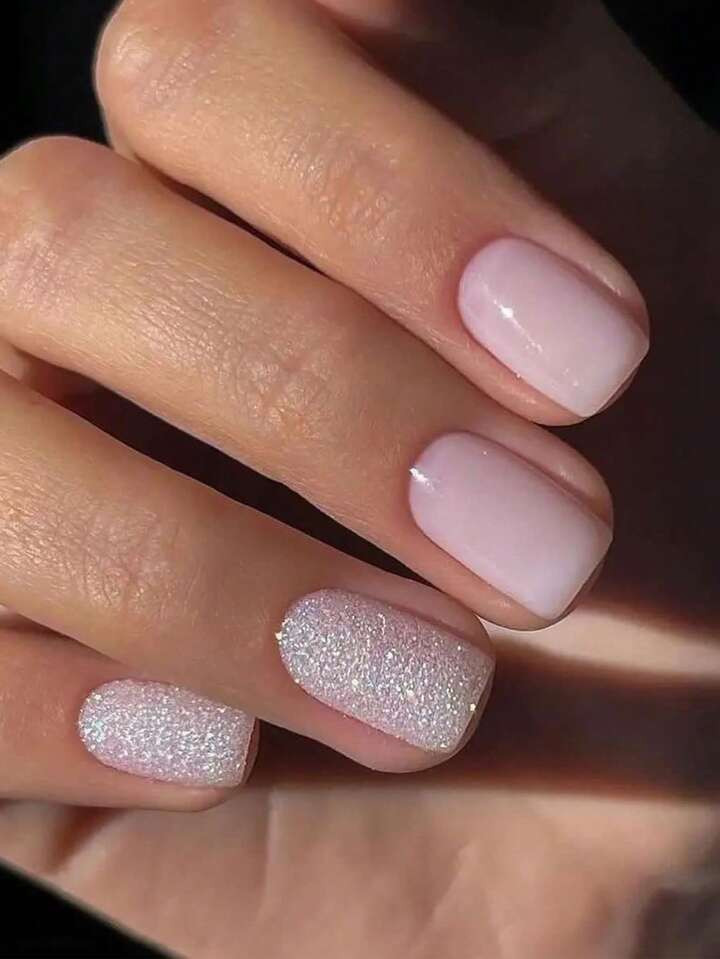 Elevate Your Style With 24pcs Short Square Pink Solid Glitter Fake Nail & 1sheet Tape & 1pc Nail ... | SHEIN