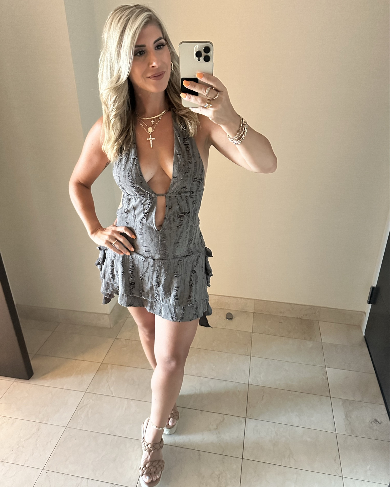 Clubbing Vegas / AC dresses 

#LTKStyleTip #LTKSeasonal #LTKFindsUnder50