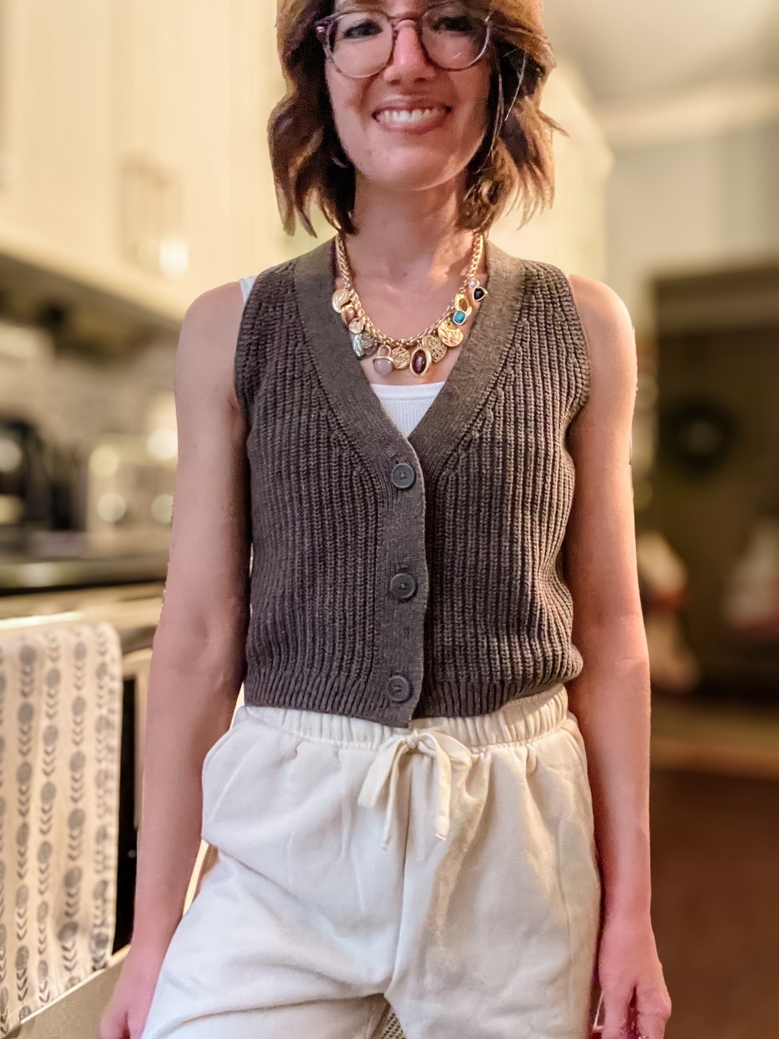 Sweater vest: TTS, soooo soft!

#LTKWorkwear #LTKSeasonal #LTKNYFW