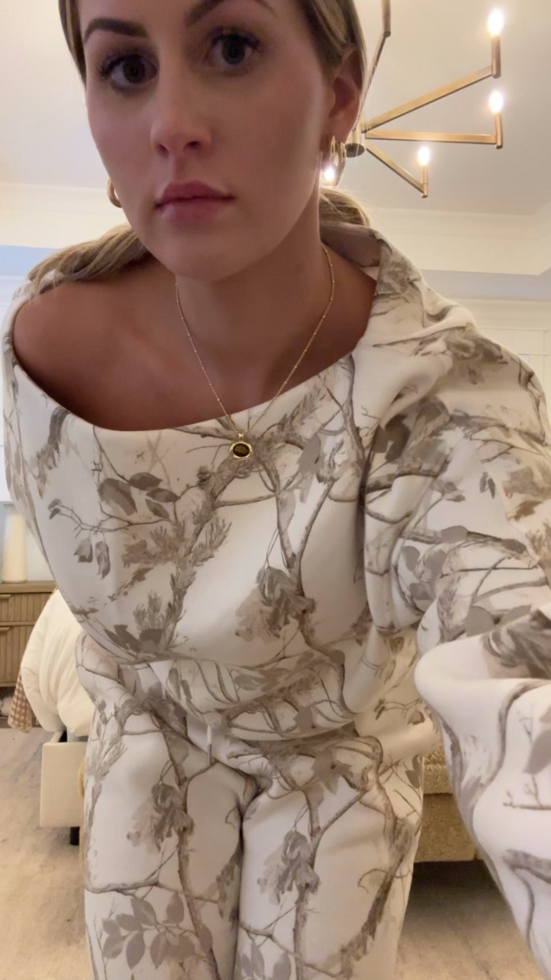 This lounge set will change your life bc it’s so comfortable. I truly could live in Abercrombie loungewear - I’m wearing a large in both 🤍

#LTKGiftGuide #LTKHome #LTKootd