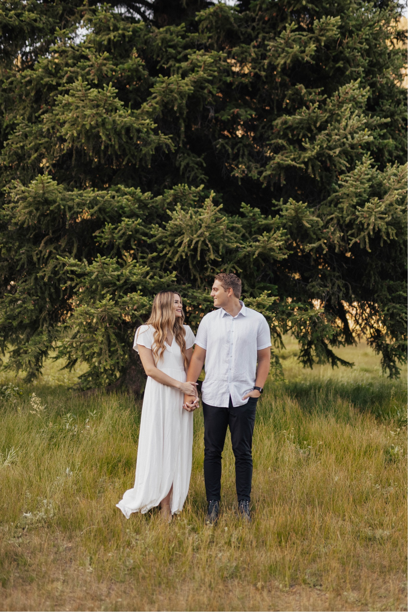 Engagement photos 🫶🏻

#LTKwedding #LTKunder100 #LTKfamily