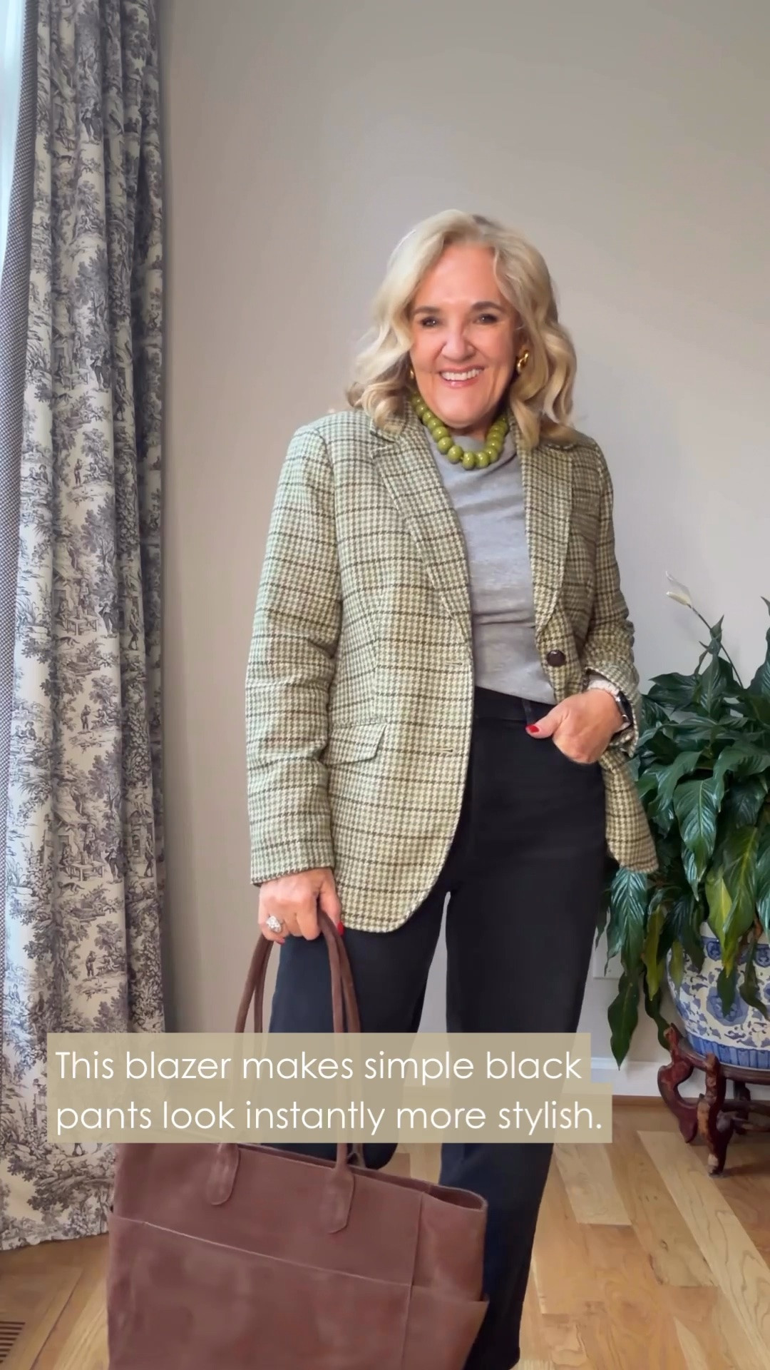 Gotta say, this green plaid blazer is a lovely change from the usual neutrals! I’m wearing a 10 petite in the blazer and a medium petite in the soft black pants from Spanx.