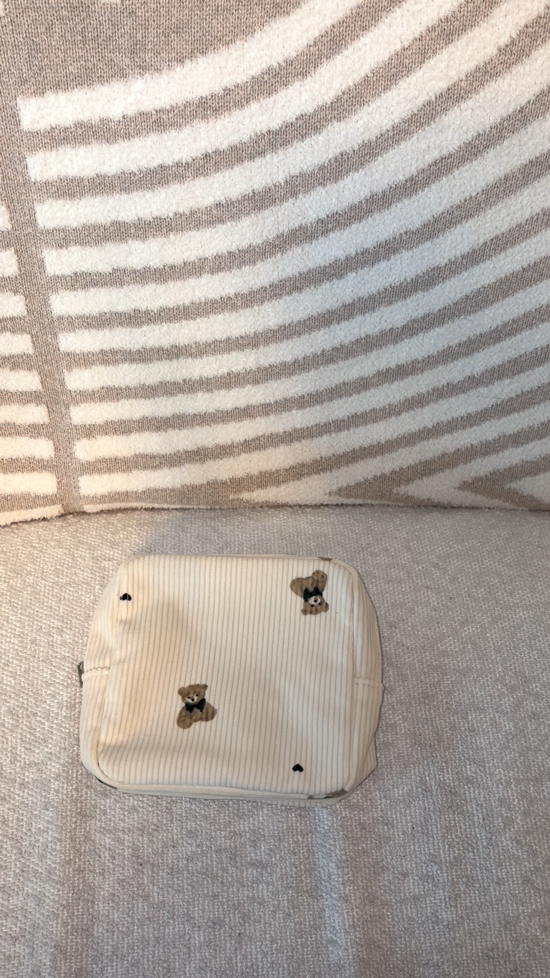 Pack my cute corduroy teddy bear bag organizer with me. It holds all of my daily essentials so they don’t get lost in my bag. It’s the perfect gift or stocking stuffer this holiday season UNDER $10 🤎🧸

#LTKgrwm #LTKCyberWeek #LTKGiftGuide