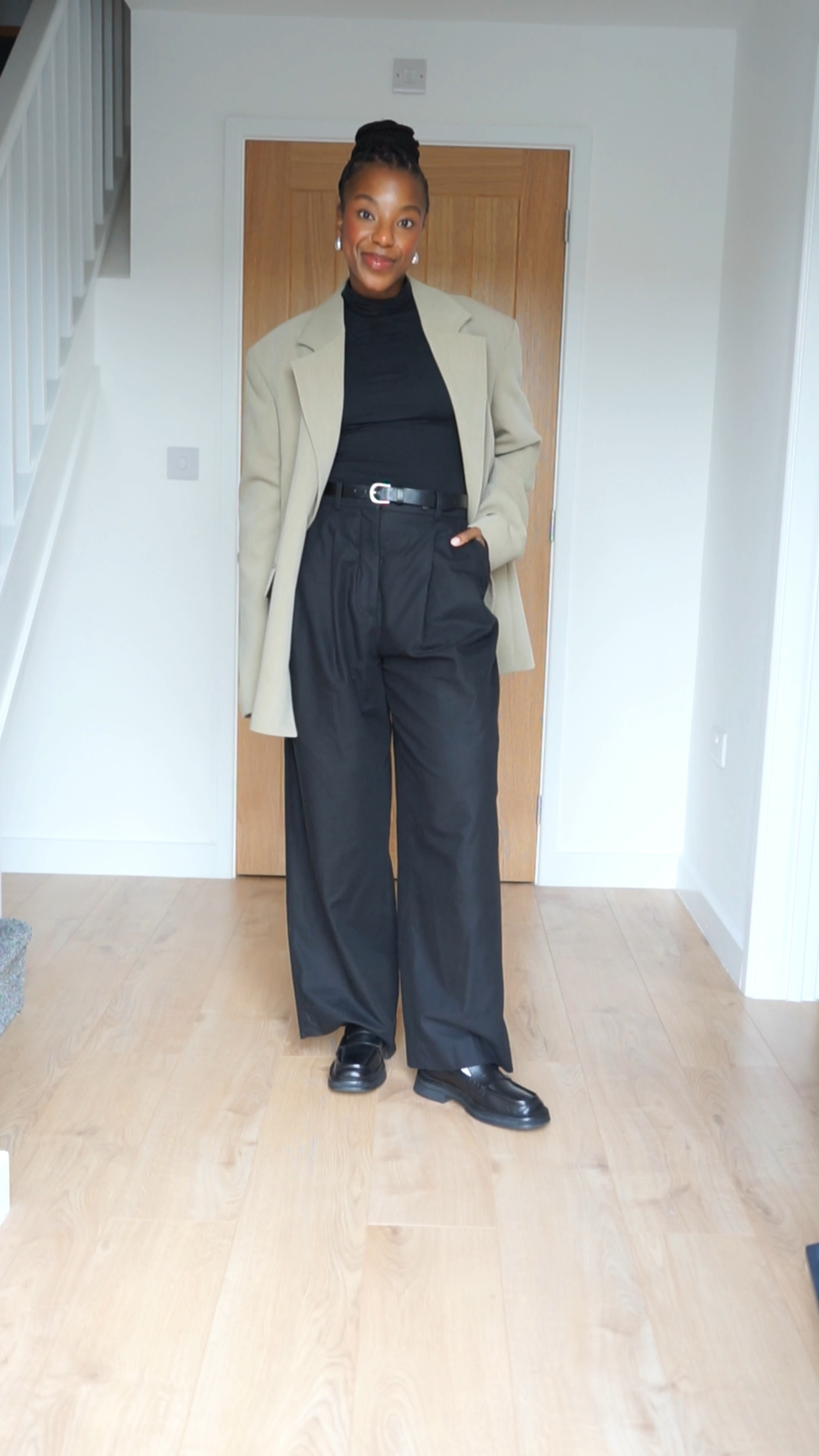 Day 16/99 simple ootd 90’s inspired 🖤 #simpleootd #90sfashion #easystyle #ootdstyle 

#LTKworkwear #LTKVideo #LTKshoecrush