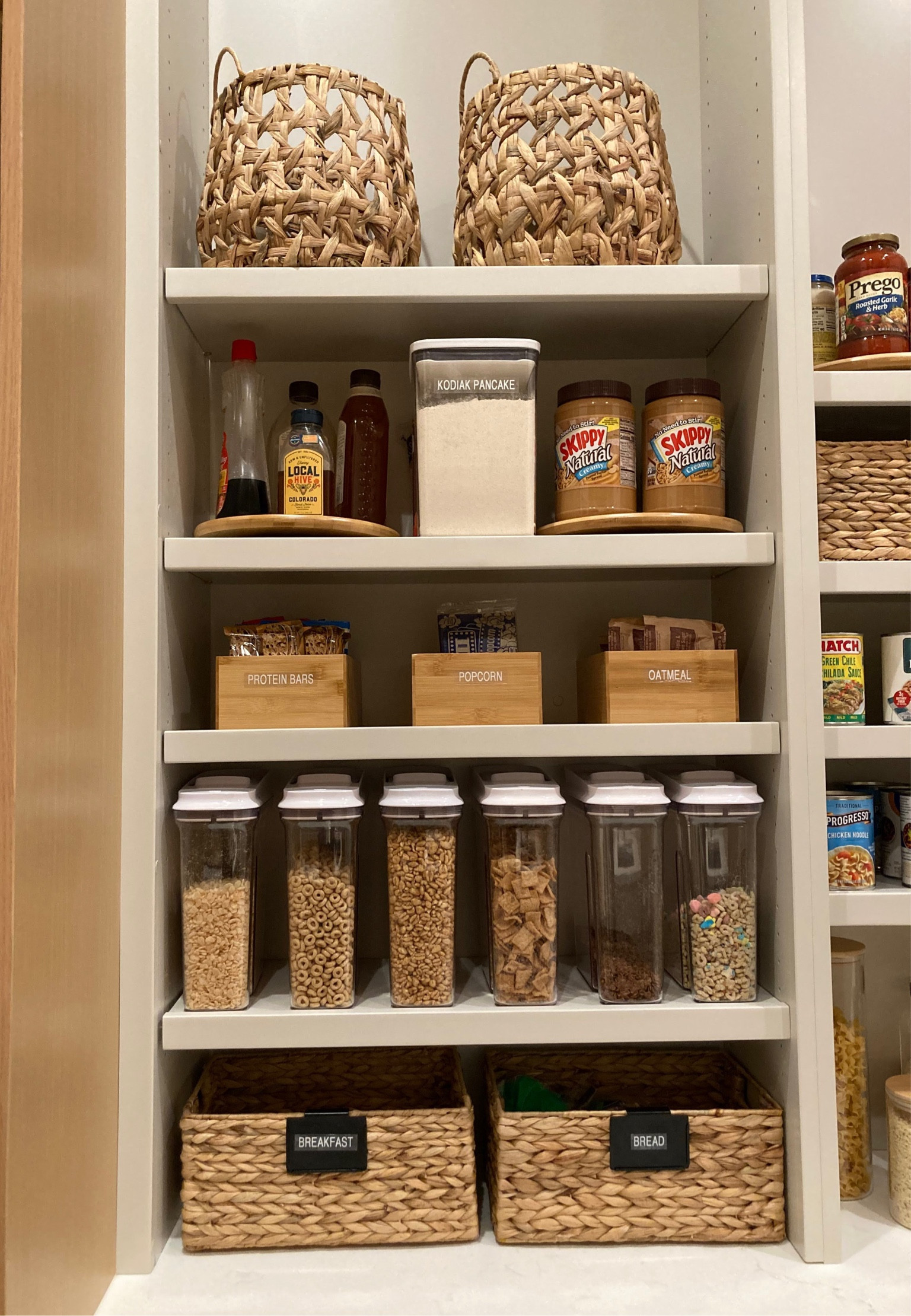 A breakfast cabinet 🥞 Keep things near where you use them—in this case, all the breakfast went in the kitchen near the toaster and bowls where breakfast is prepped!

#home #organize #kitchen

#LTKhome