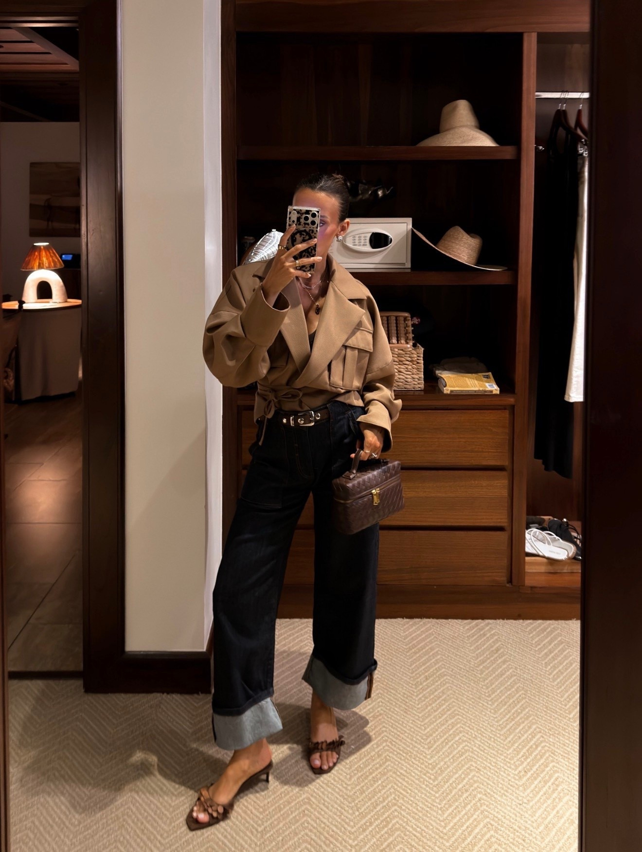 Dinner outfit for tonight’s horse show! 🐎
Jeans size 24, Jamey xs (both fit oversized!) 


#LTKSeasonal #LTKootd #LTKOver40