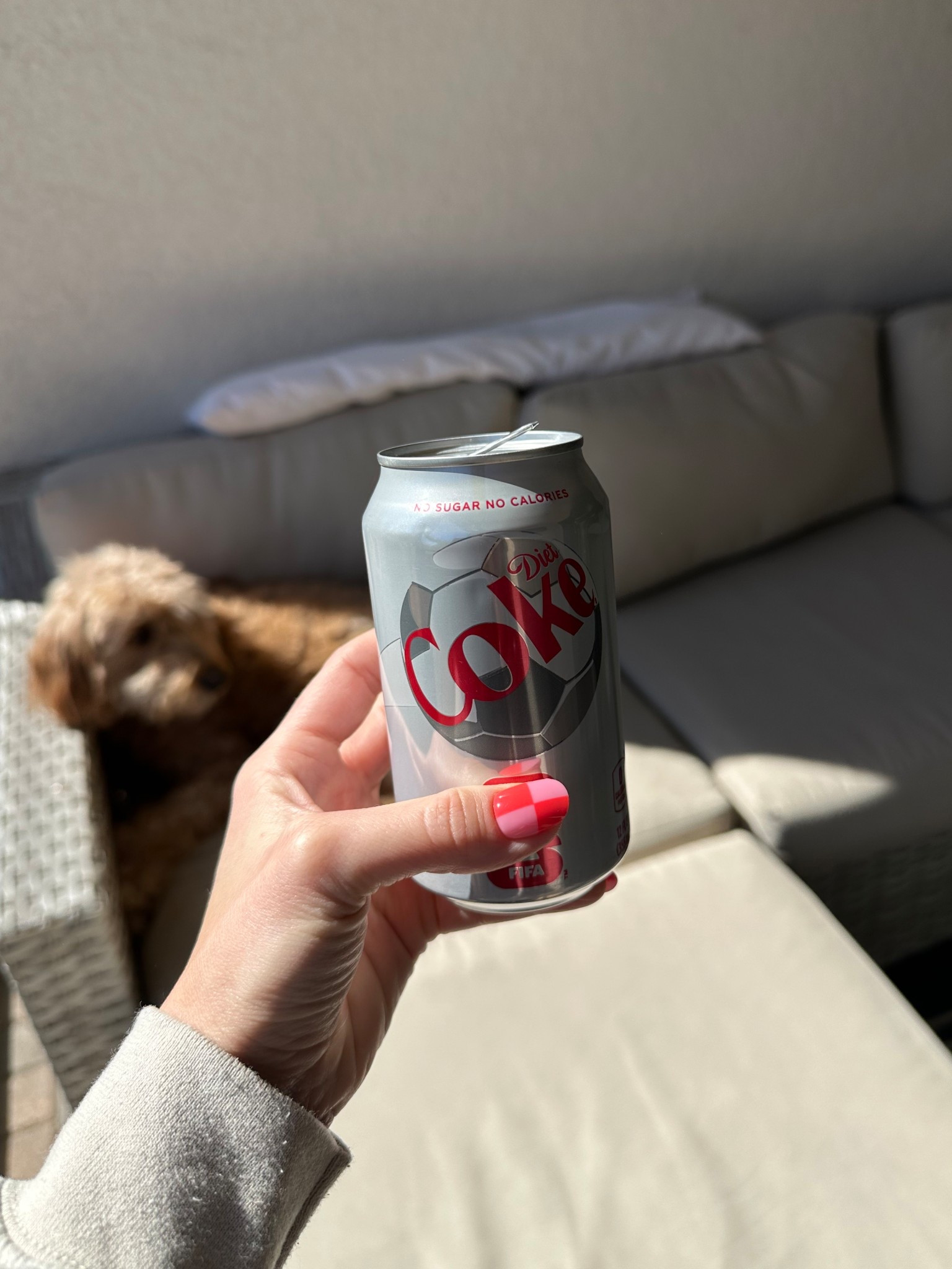 Happy Friday !! Still obsessed with my press ons from @olive&june #nails #olive&june

#LTKdayinmylife #LTKValentine #LTKBeauty