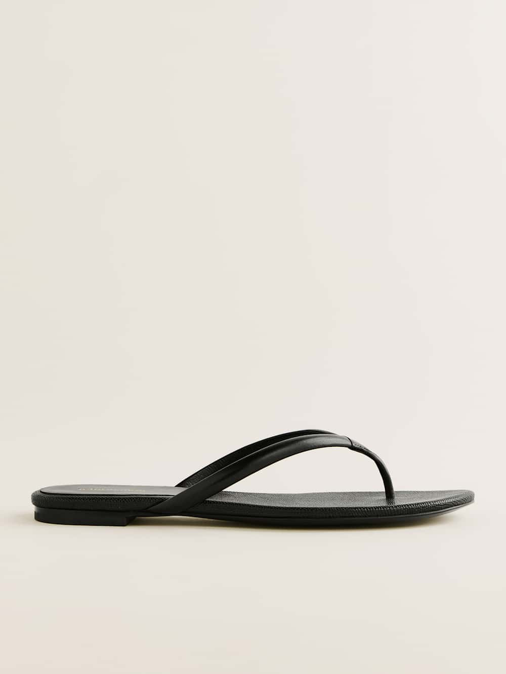 Onyx Thong Sandal | Reformation (Global)