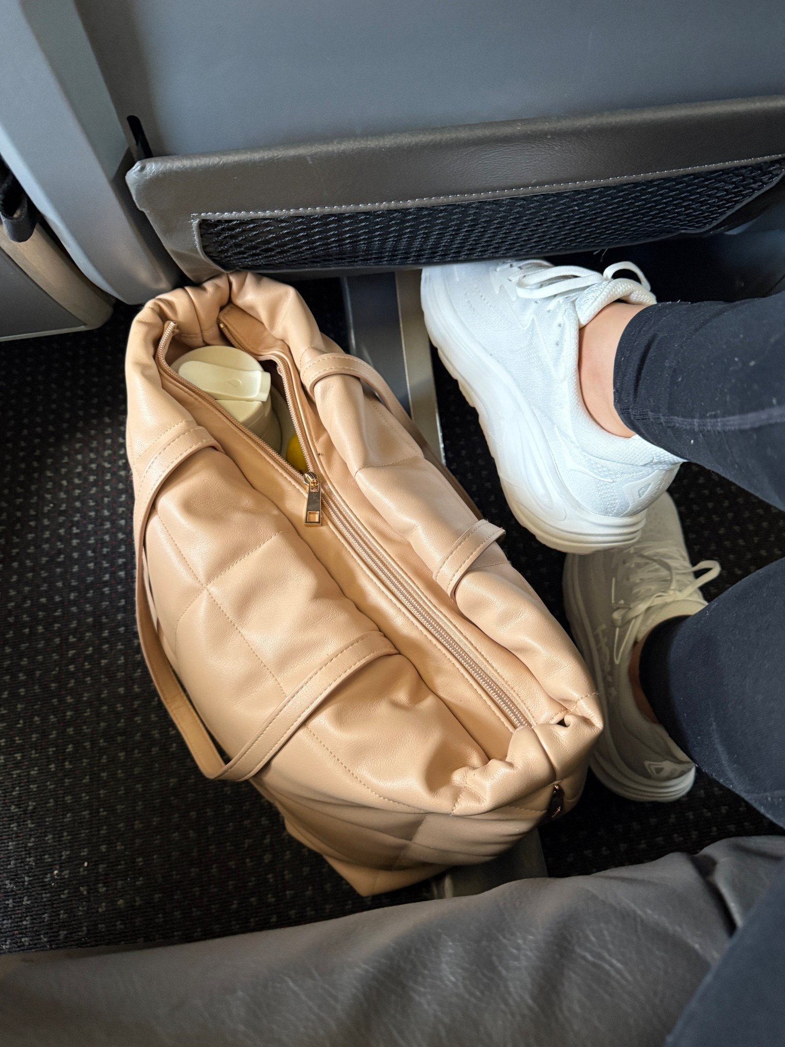 Travel day essentials. Love my puffer tote for a carry on turned business meeting bag. The less I have to pack the better! 🙌🏻

#LTKootd #LTKWorkwear #LTKTravel