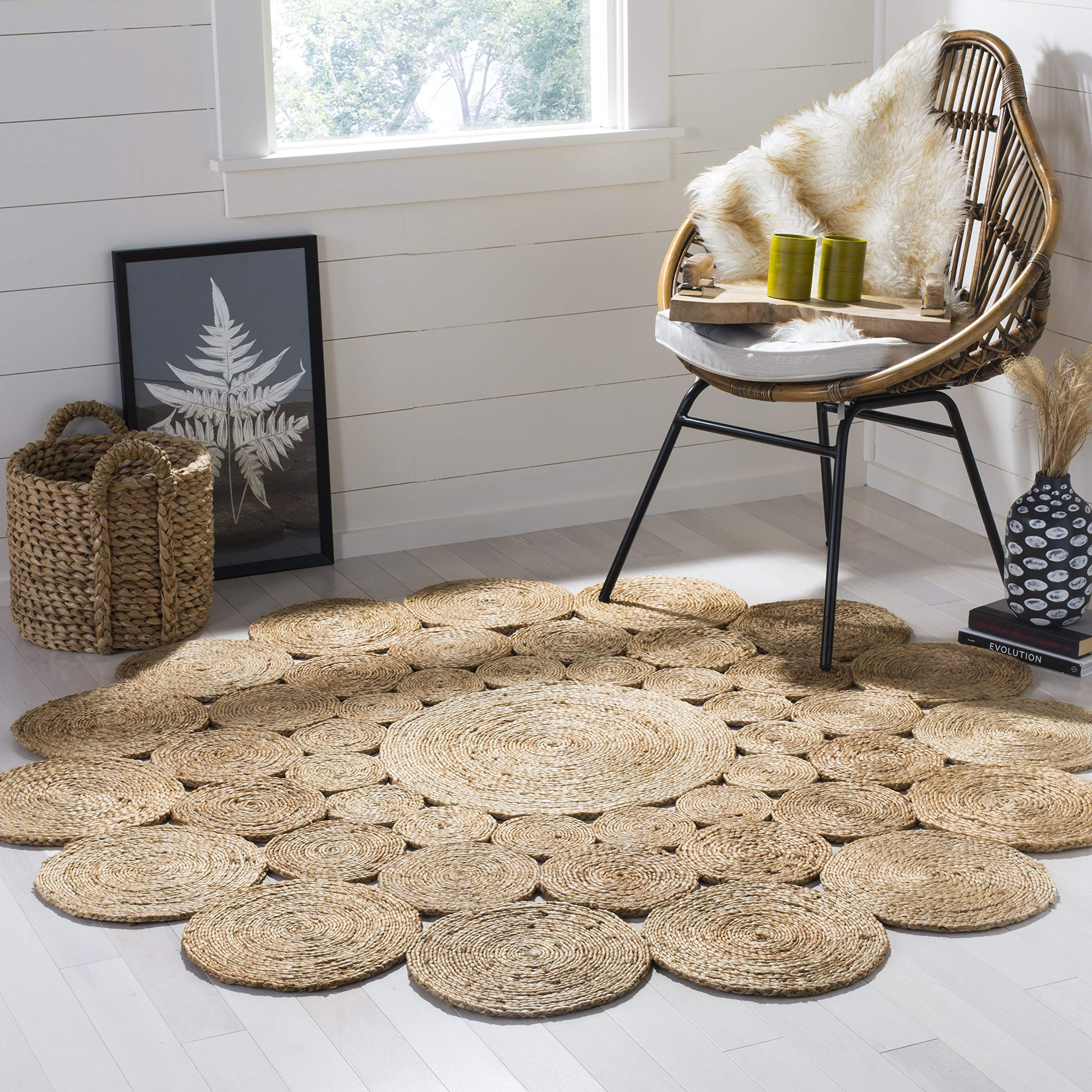 SAFAVIEH Natural Fiber Collection Area Rug - 5' Round, Natural, Handmade Boho Charm Farmhouse Jut... | Amazon (US)