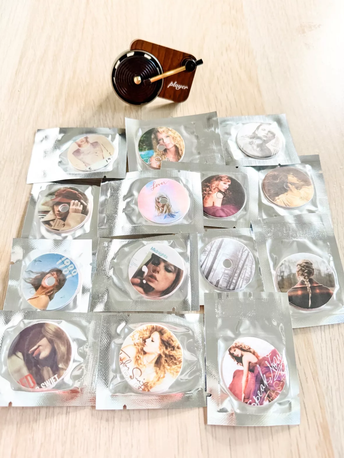 12PCS Taylor Car Air Fresheners Vent Clips, Record Player Car Fresheners  for Women, Pop Singer Album Covers Car Air Freshener, Car Accessories For