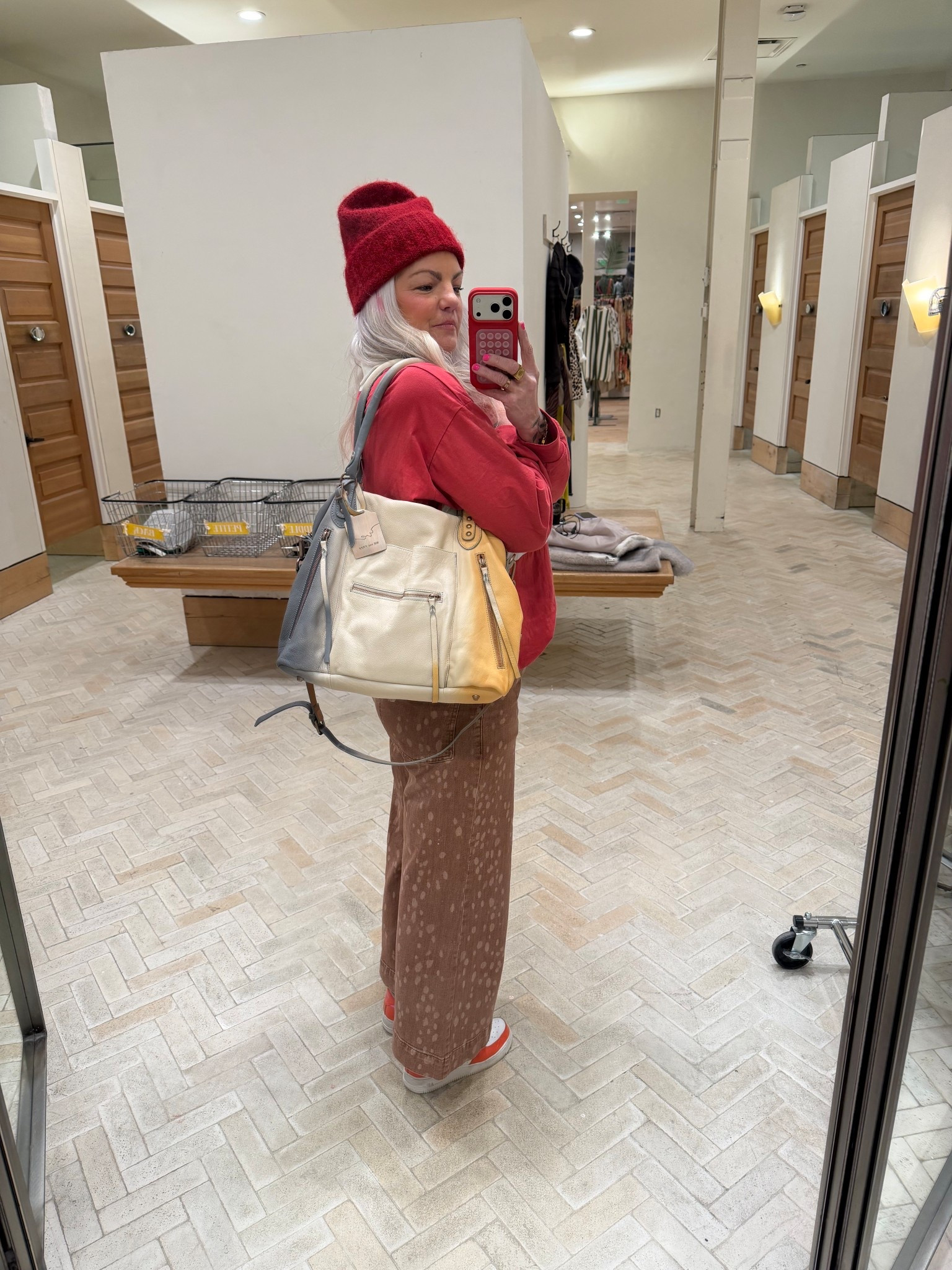 The bag and fit of my DREAMS❤️

#LTKOver40 #LTKValentine #LTKdayinmylife