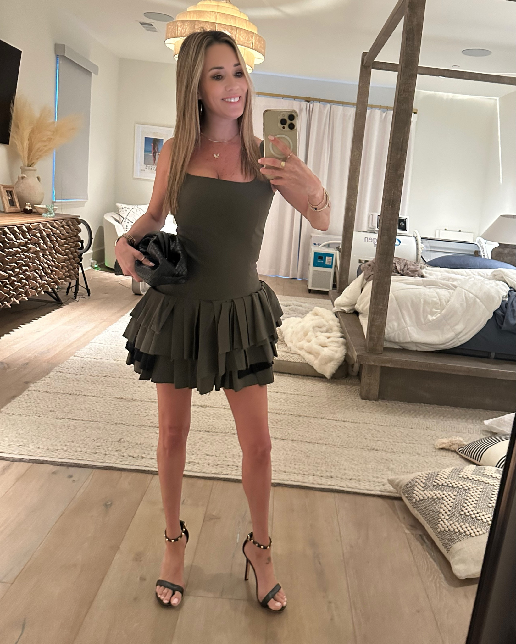 I'm OBSESSED with this Olive Green Pleated Mini Dress from Pretty Little Thing! It’s on sale for $32.50! The material sucks you in and holds you up 😉 It’s fun and funky, yet classy and fabulous! This cute dress also comes in 4 colors! Grab it before it sells out! 

#LTKFestival #LTKFindsUnder50 #LTKSaleAlert