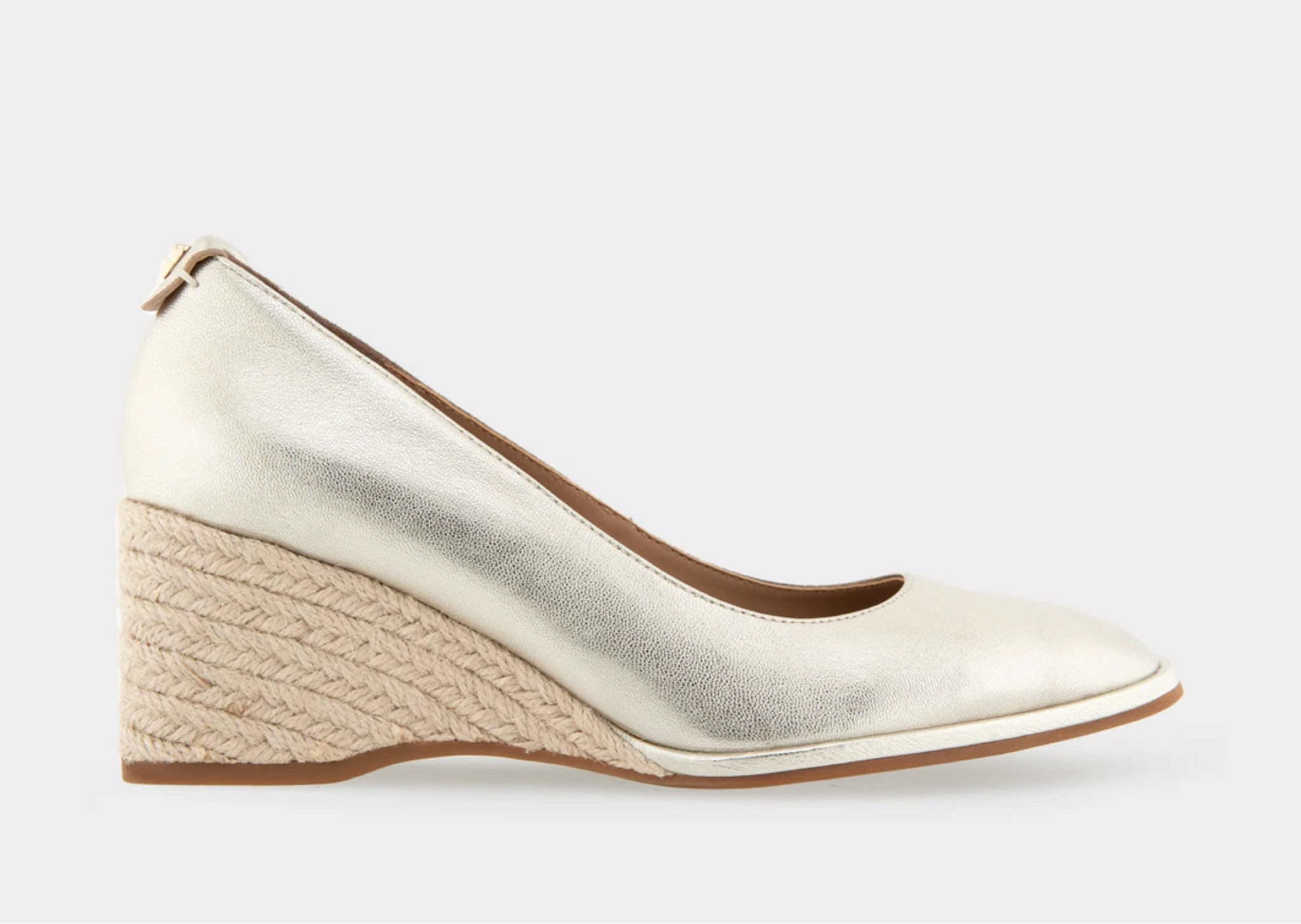 Just ordered these wedges for spring. They will go with dresses, skirts and pants! They come in 5 colors. Here’s a code: Gift15 



#LTKshoecrush #LTKfindsunder100 #LTKSpringSale