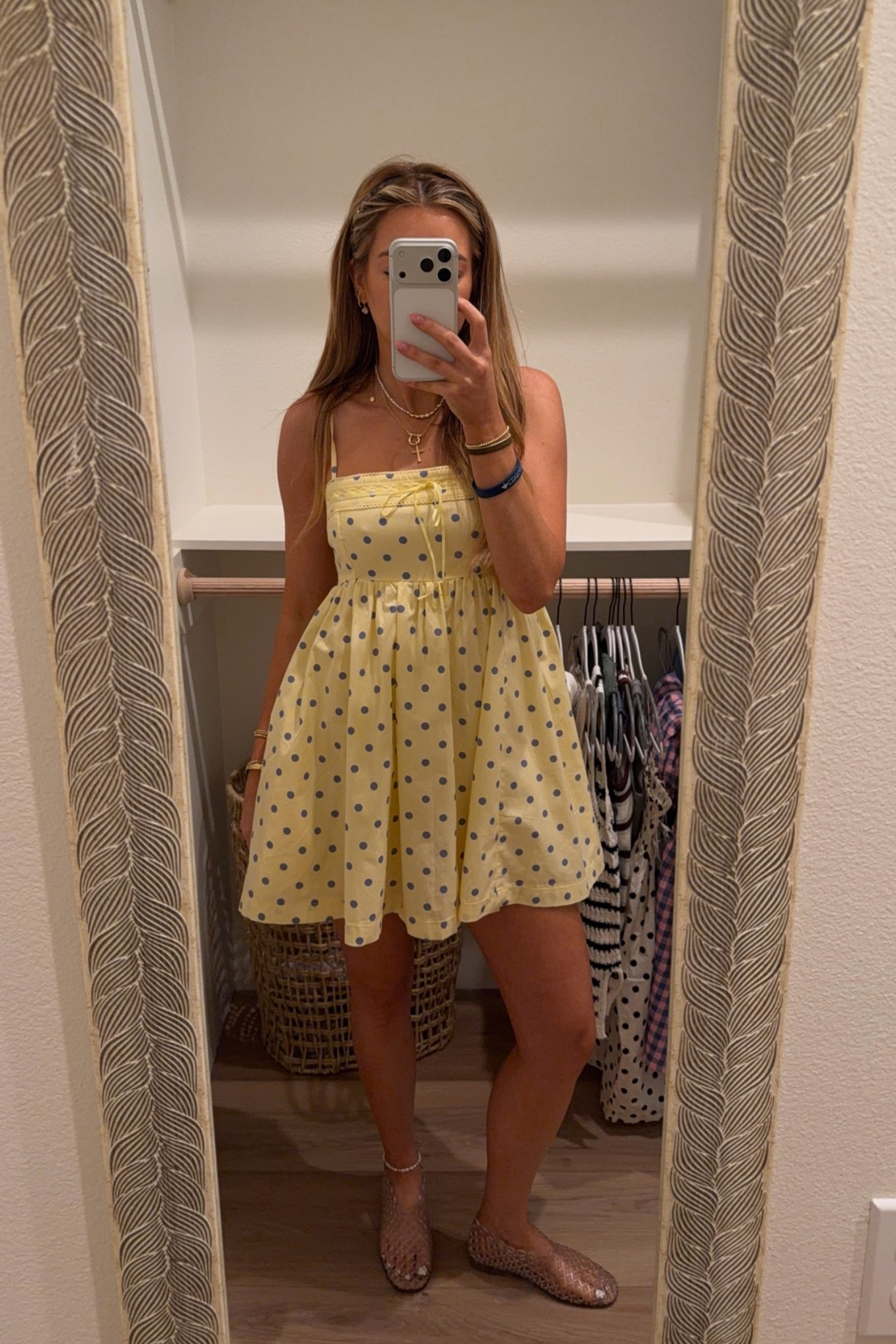5’3 wearing xs petite