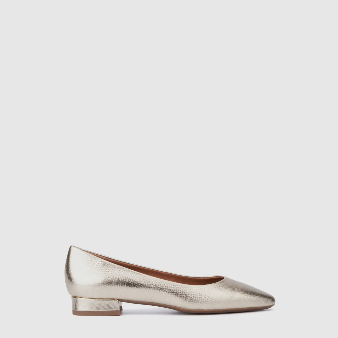 WOMEN'S PENINA FLATS IN PLATINO | Aquatalia®