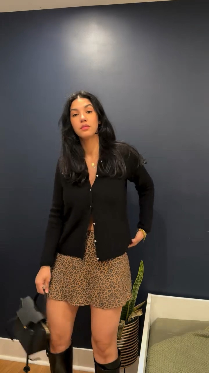 Friendsgiving / thanksgiving cozy cute looks! Realized you can’t see my shoe options but you get the picture?! 🫠🤎 

#casualstyle #outfitideas #everydaystyle #fallstyle #sezanelovers #everydaymadewell #shopltk