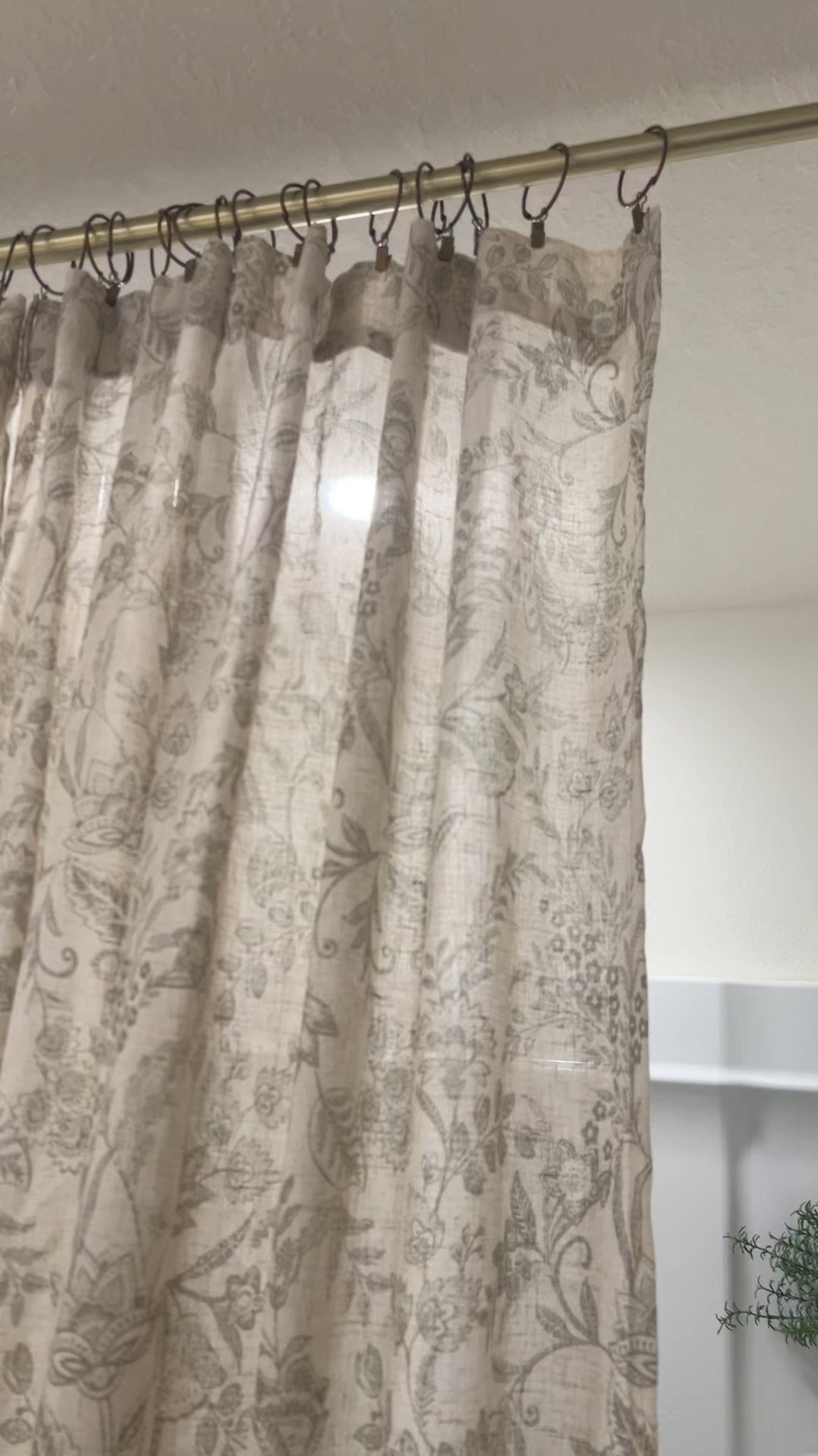 Decorating My Vintage-Inspired Bathroom | Part 1 🛁✨

Starting the bathroom makeover of my dreams! In Part 1, I added a floor-to-ceiling shower curtain, and it instantly made the space feel taller, brighter, and more elegant. Sometimes the smallest changes make the biggest impact. 

#VintageBathroom #BathroomMakeover #VintageDecor #HomeDecor #BathroomInspo #LTKHome #LTKStyle #VintageInspired #HomeInspiration #BathroomRefresh

#LTKHome #LTKSeasonal