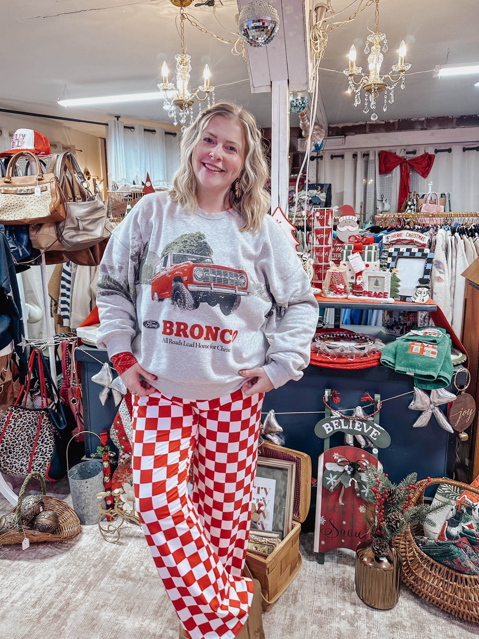 Checkered pants 

#LTKgrwm #LTKHoliday #LTKootd