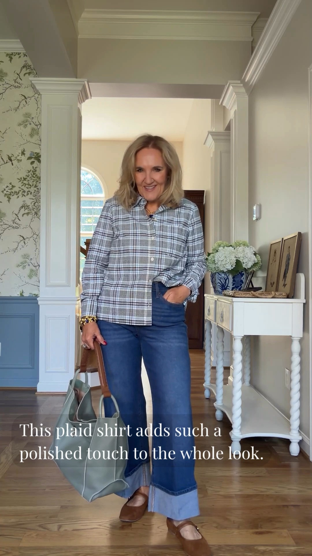 This plaid shirt is one of those pieces I can see myself reaching for again and again. I’m wearing a medium, and I really like how it gives the jeans a little more structure without feeling too dressed up.

#LTKootd #LTKgrwm #LTKOver40